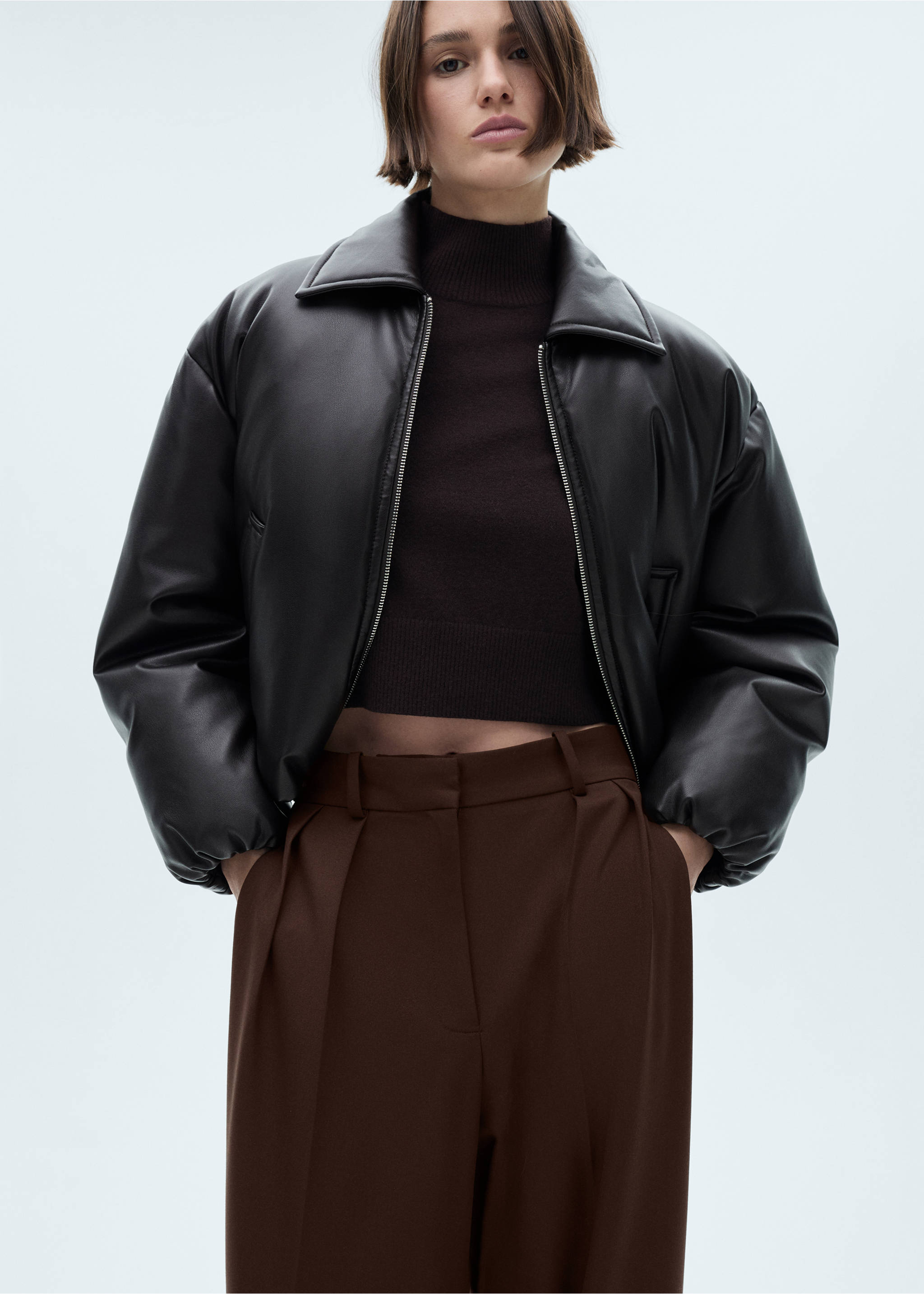 Wide leg pleated trousers - Details of the article 1, Brown. Ref: 77038285-00.