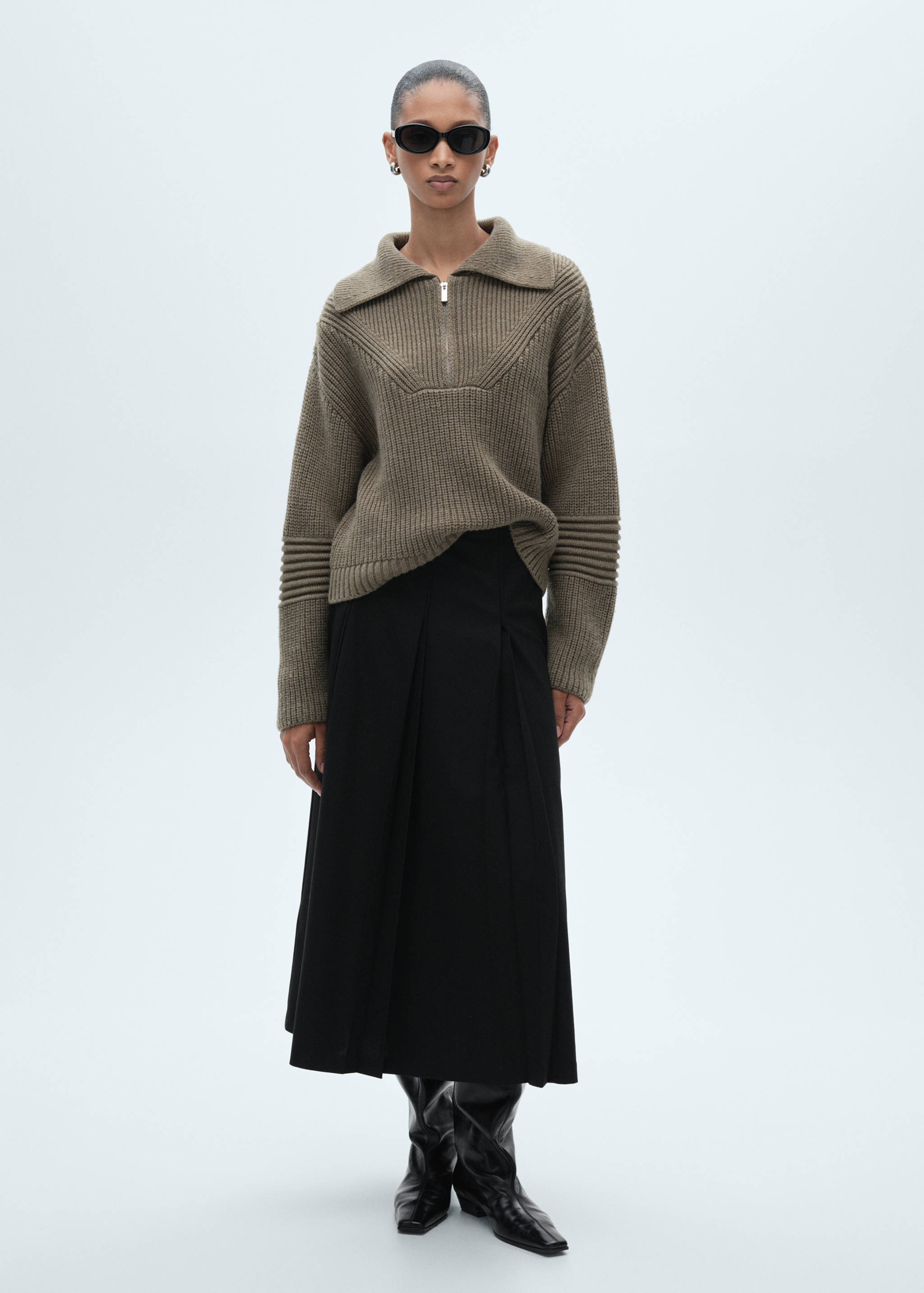 Falda midi tablas - Plano general