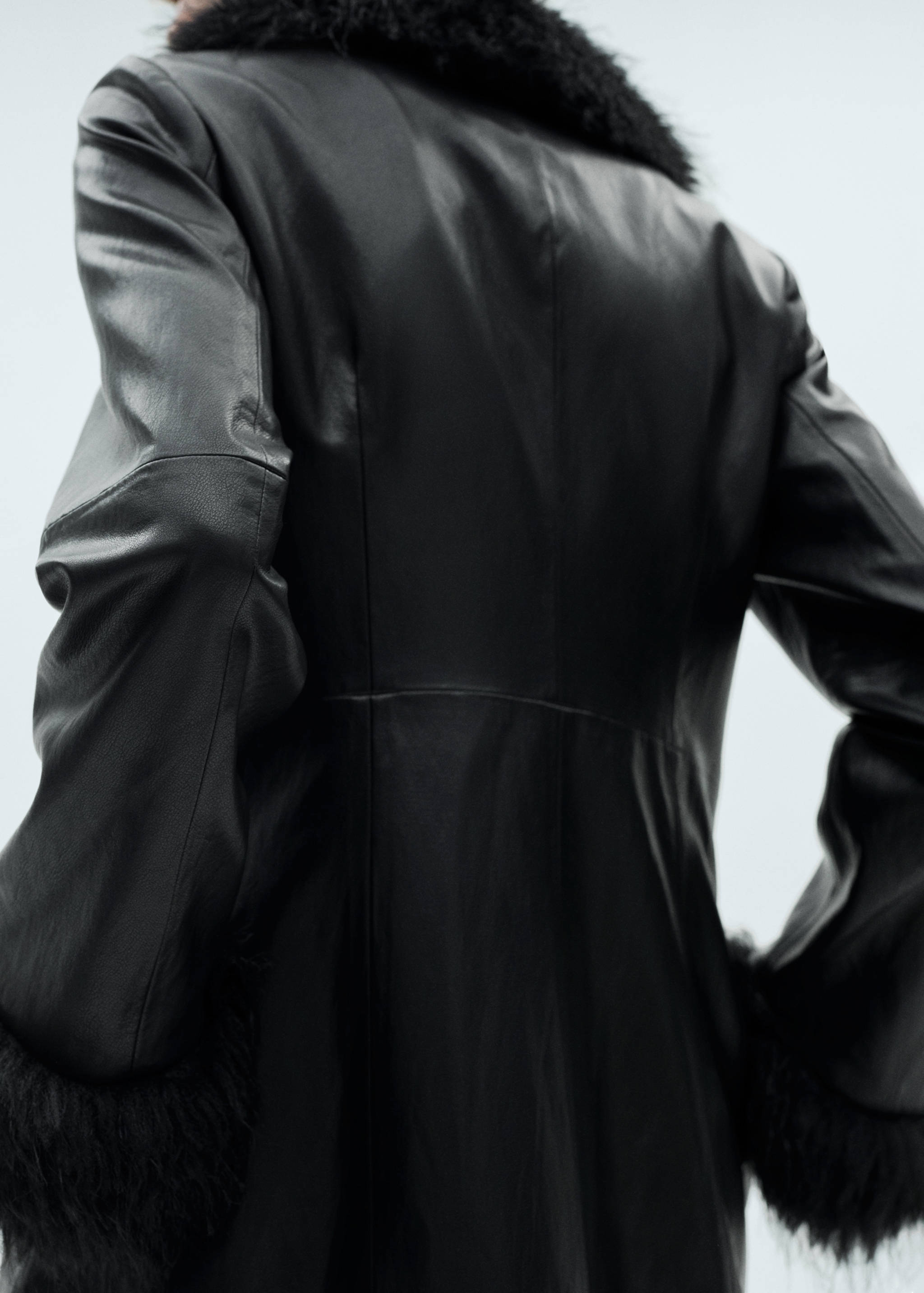 Shearling-lined faux-fur coat - Details of the article 2