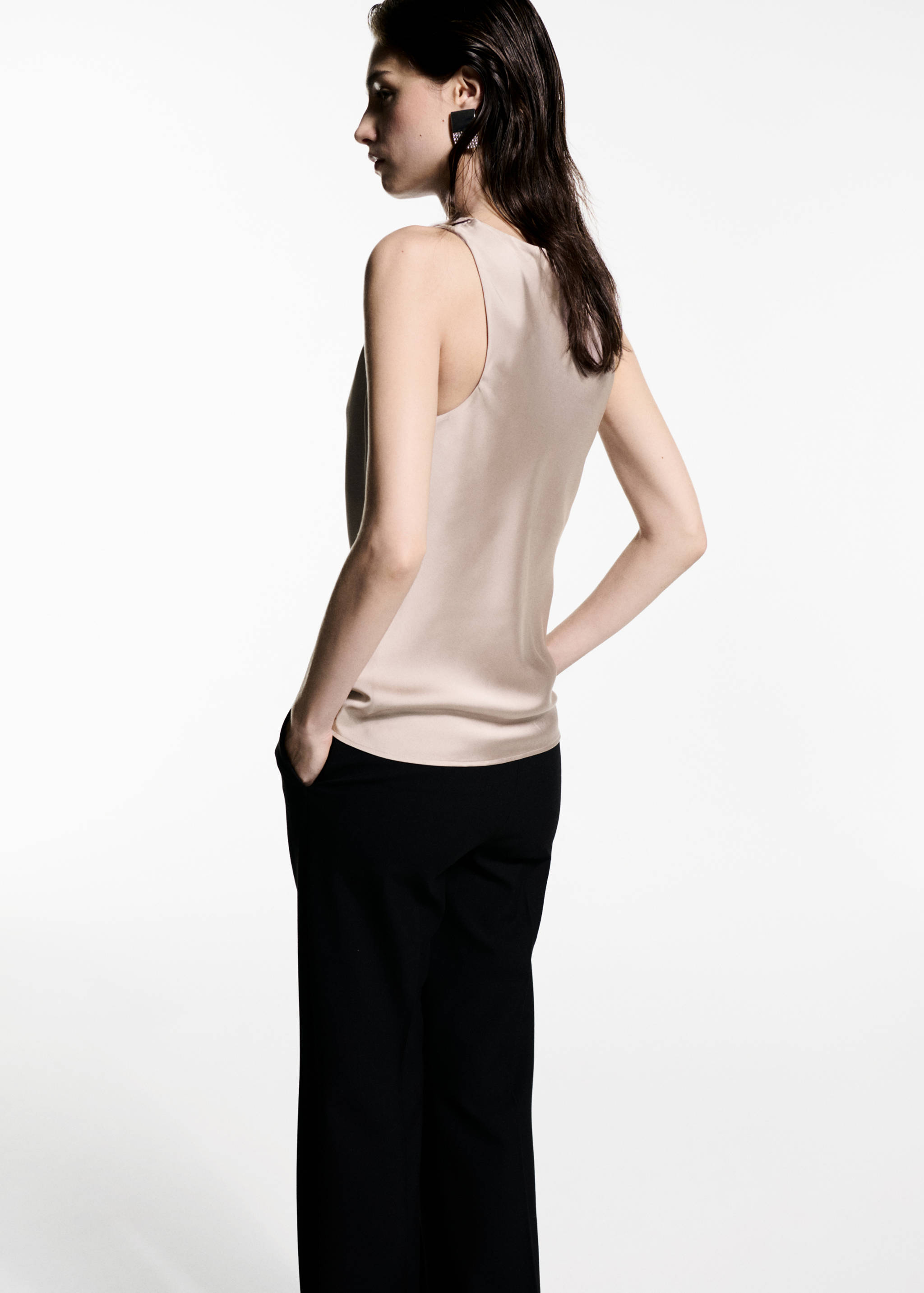 Draped neck satin top - Reverse of the article