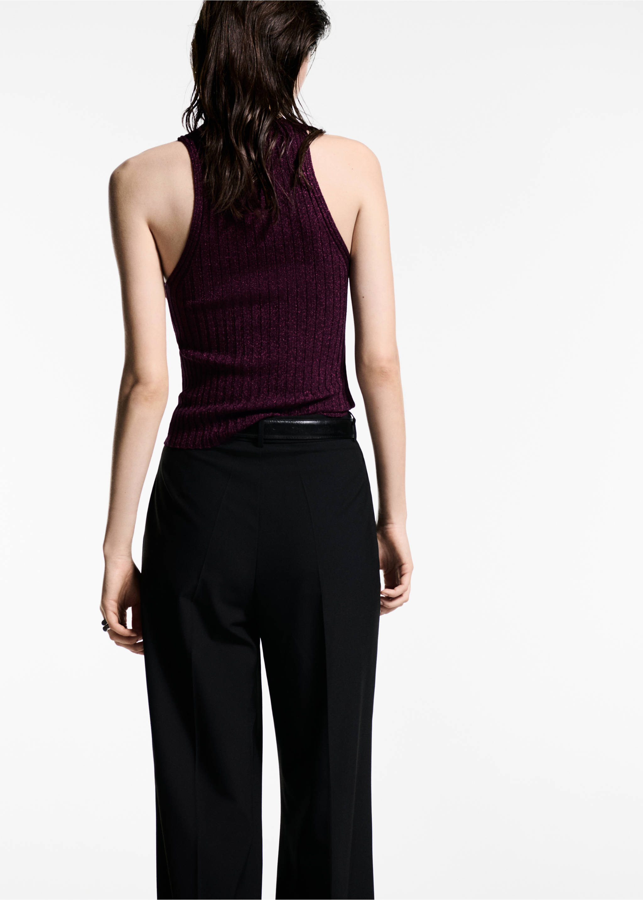 Halter-neck lurex knitted top - Reverse of the article, Burgundy. Ref: 77039037-00.