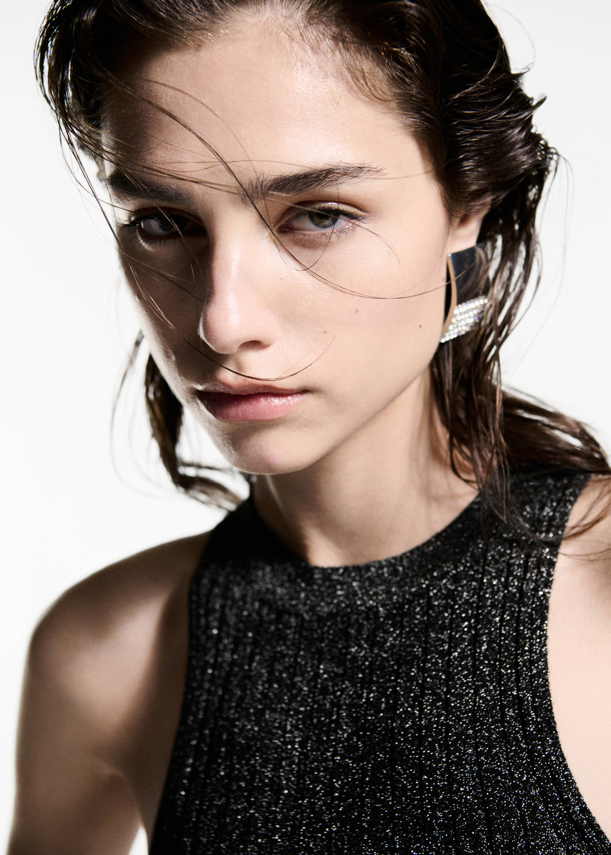 Halter-neck lurex knitted top - Details of the article 1