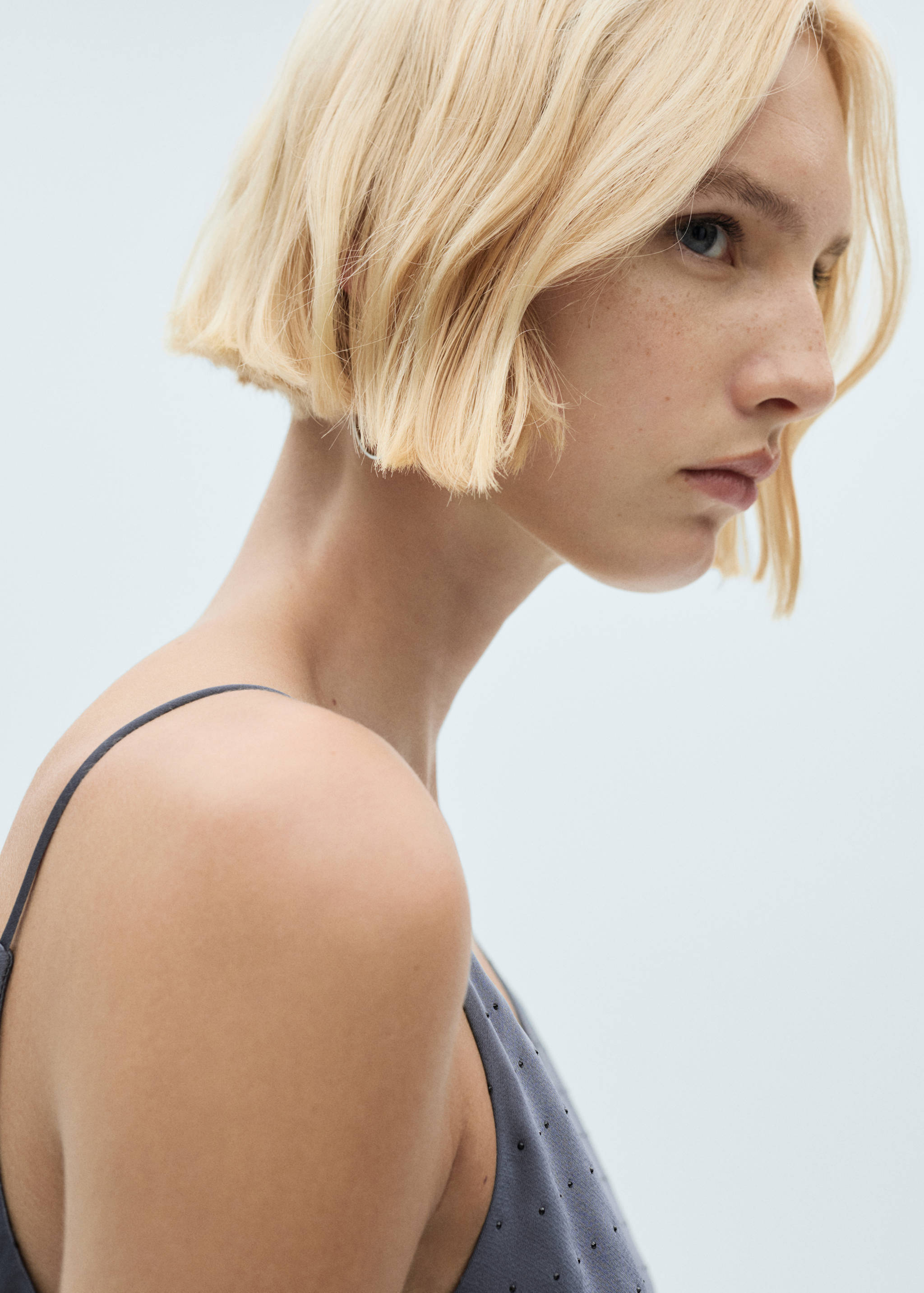 Vestido lencero detalles strass - Detalle del artículo 1