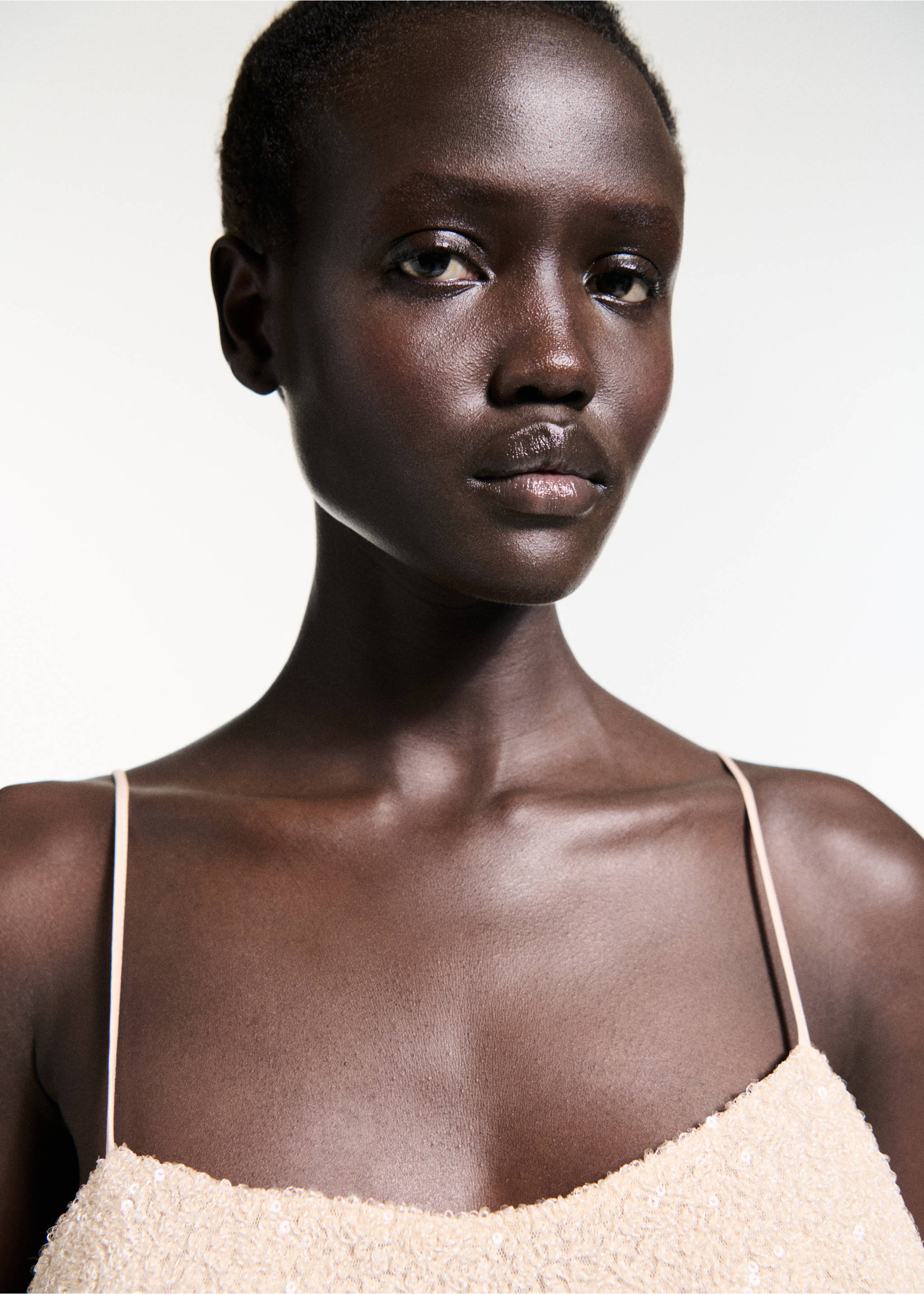 Top sequins fines bretelles - Détail de l'article 1, Nude. Ref: 77039061-00.