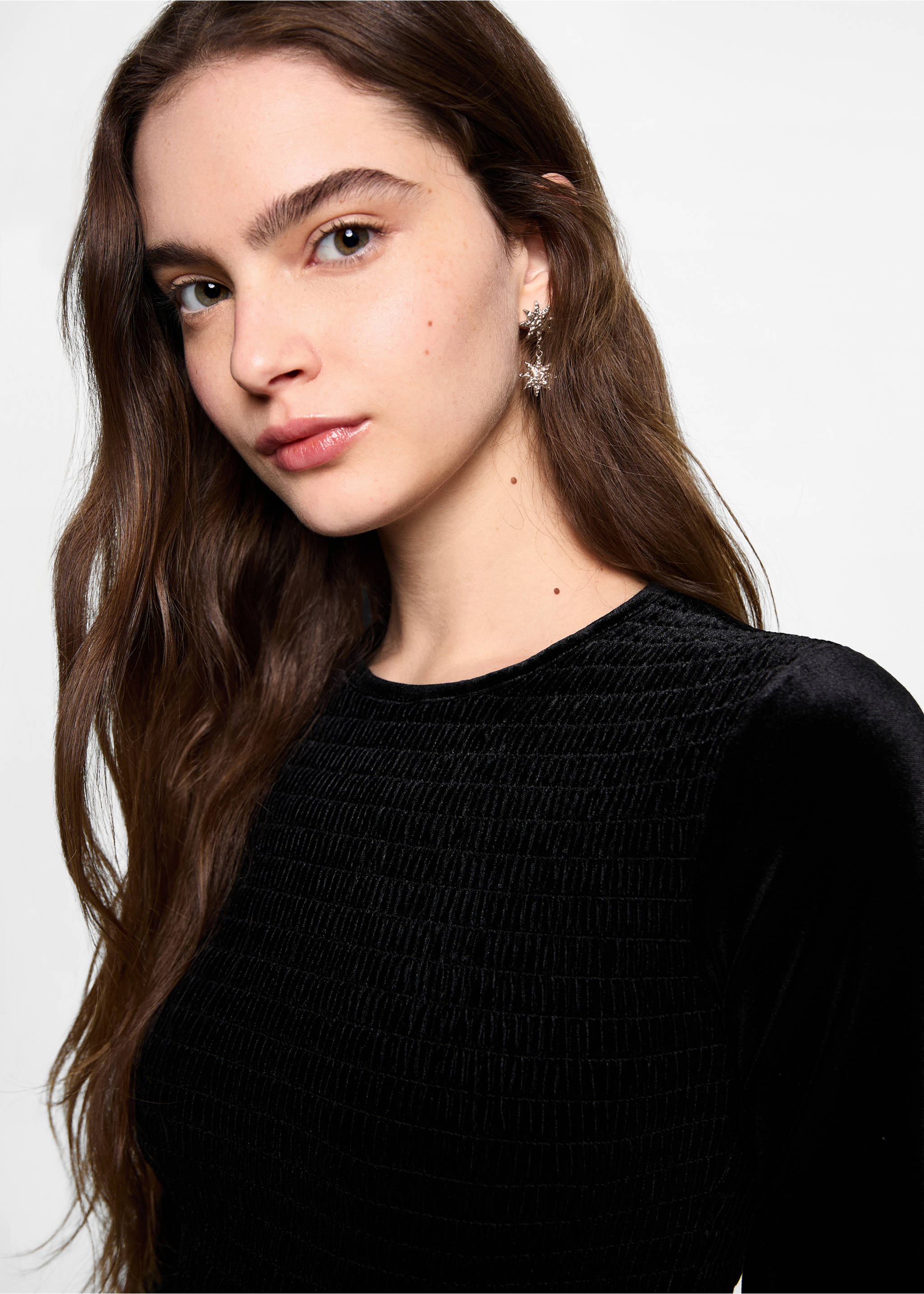 Ruched velvet dress - Details of the article 1, Black. Ref: 77039067-00.