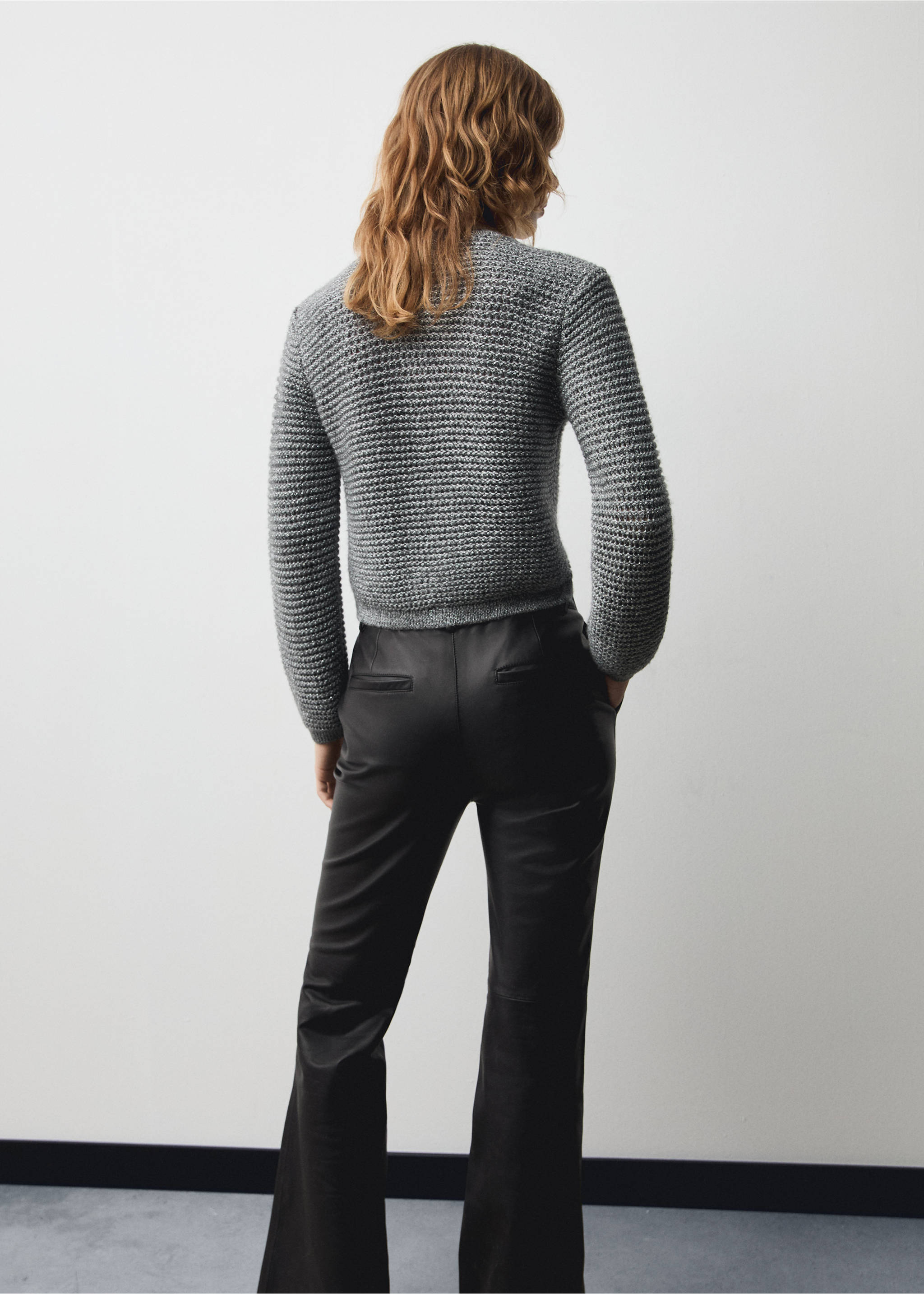 Lurex knitted jacket with buttons - Reverse of the article, Silver. Ref: 77039071-00.