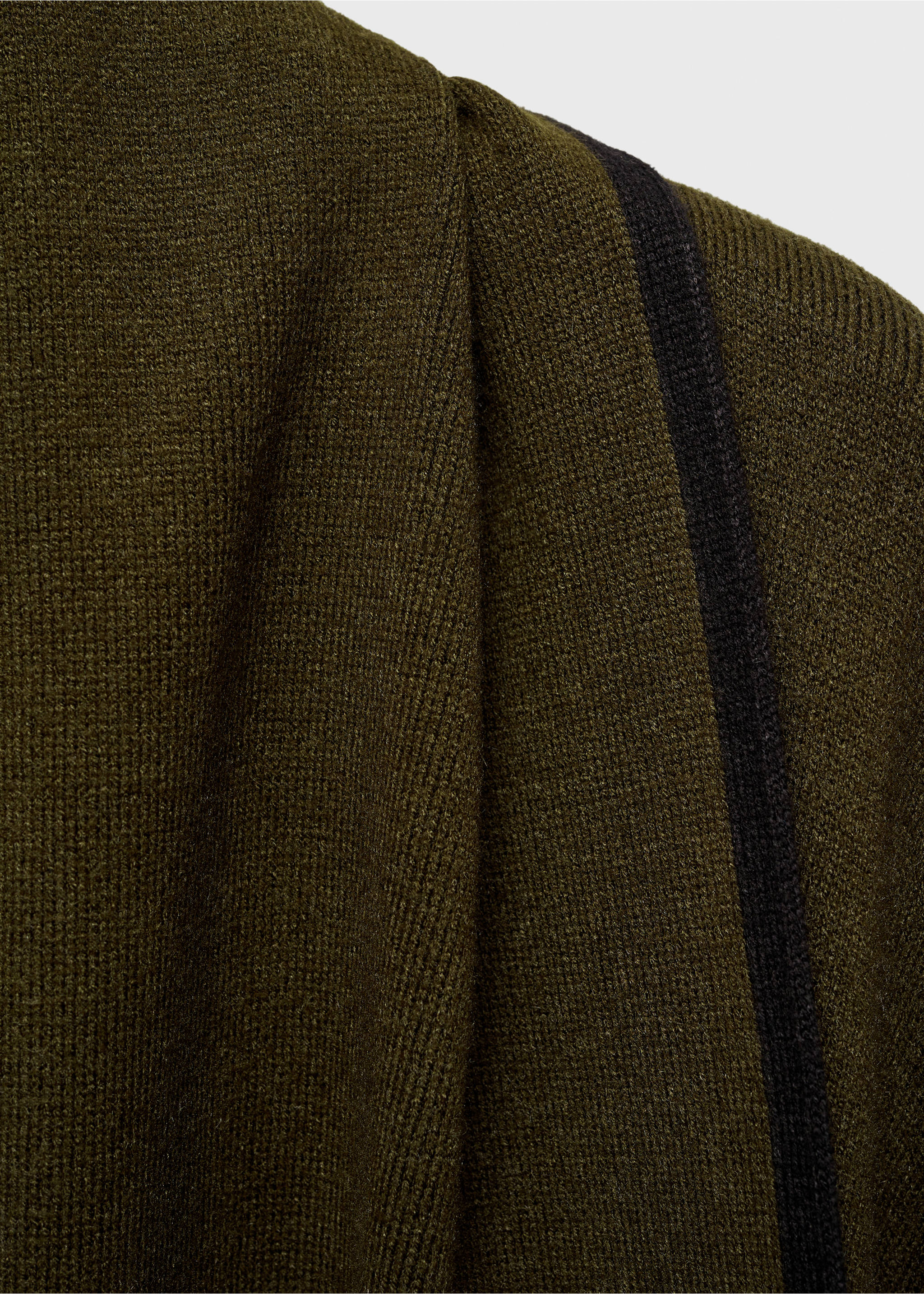 Capa punto ribete contraste - Detalle del artículo 8, Khaki. Ref: 77039073-00.