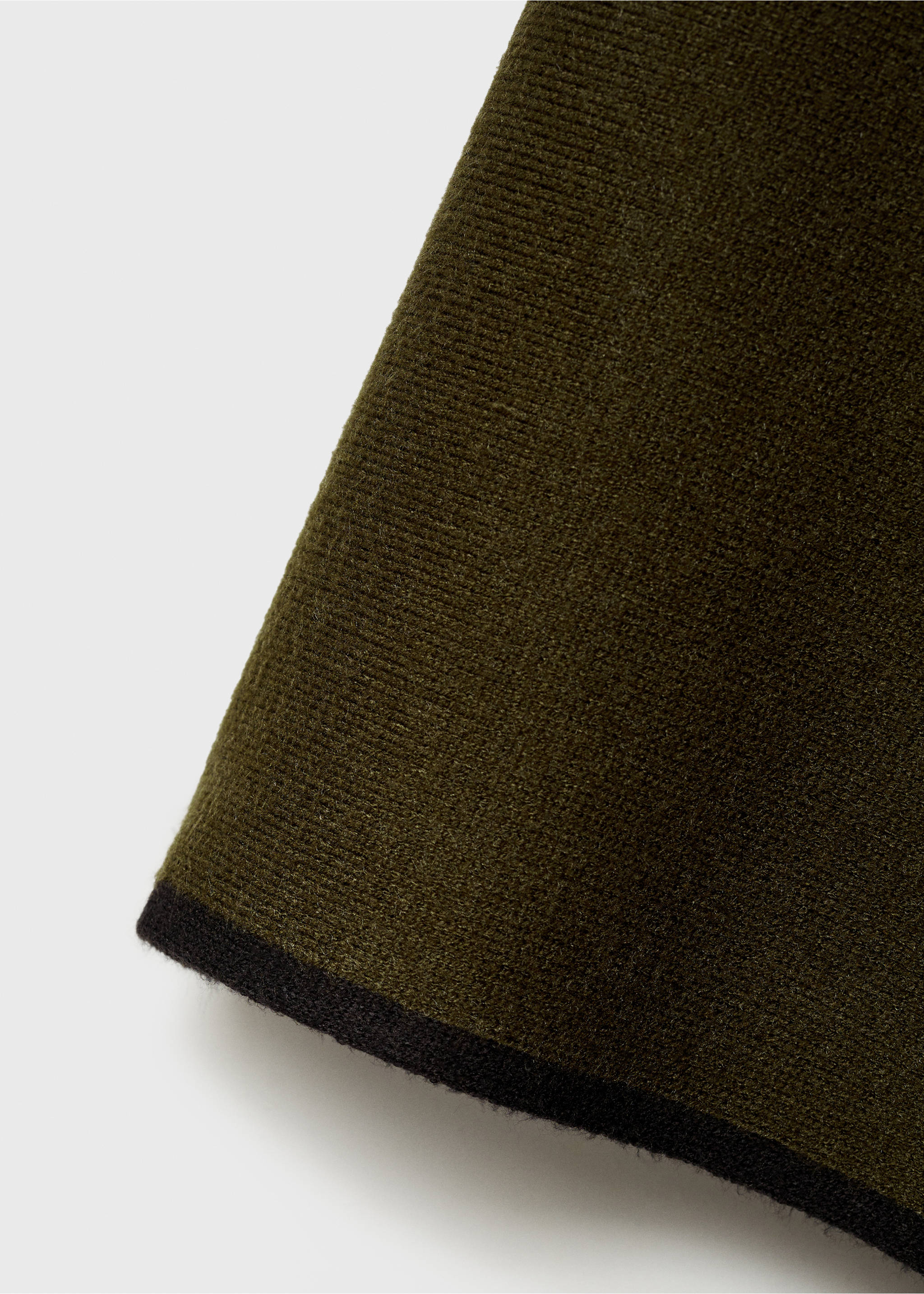 Capa punto ribete contraste - Detalle del artículo 0, Khaki. Ref: 77039073-00.