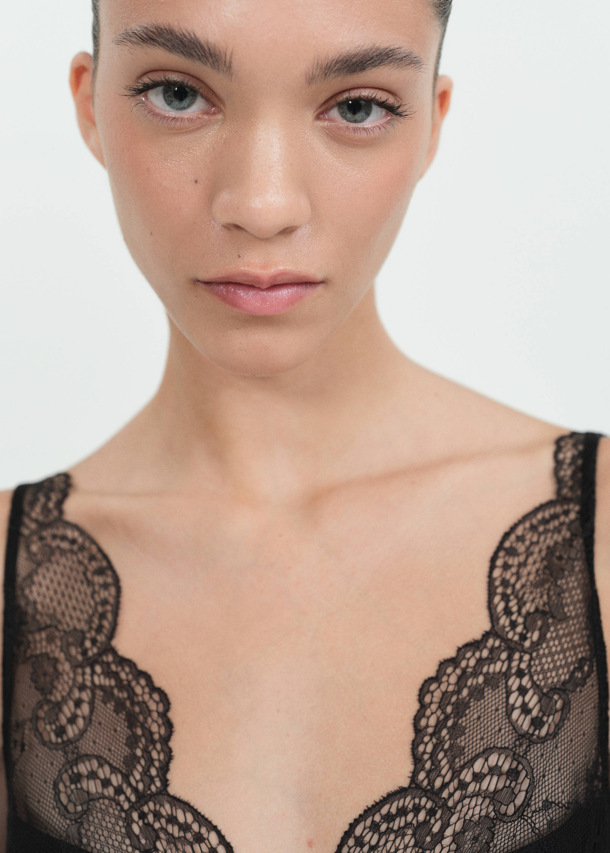 Robe style lingerie guipure - Détail de l'article 1