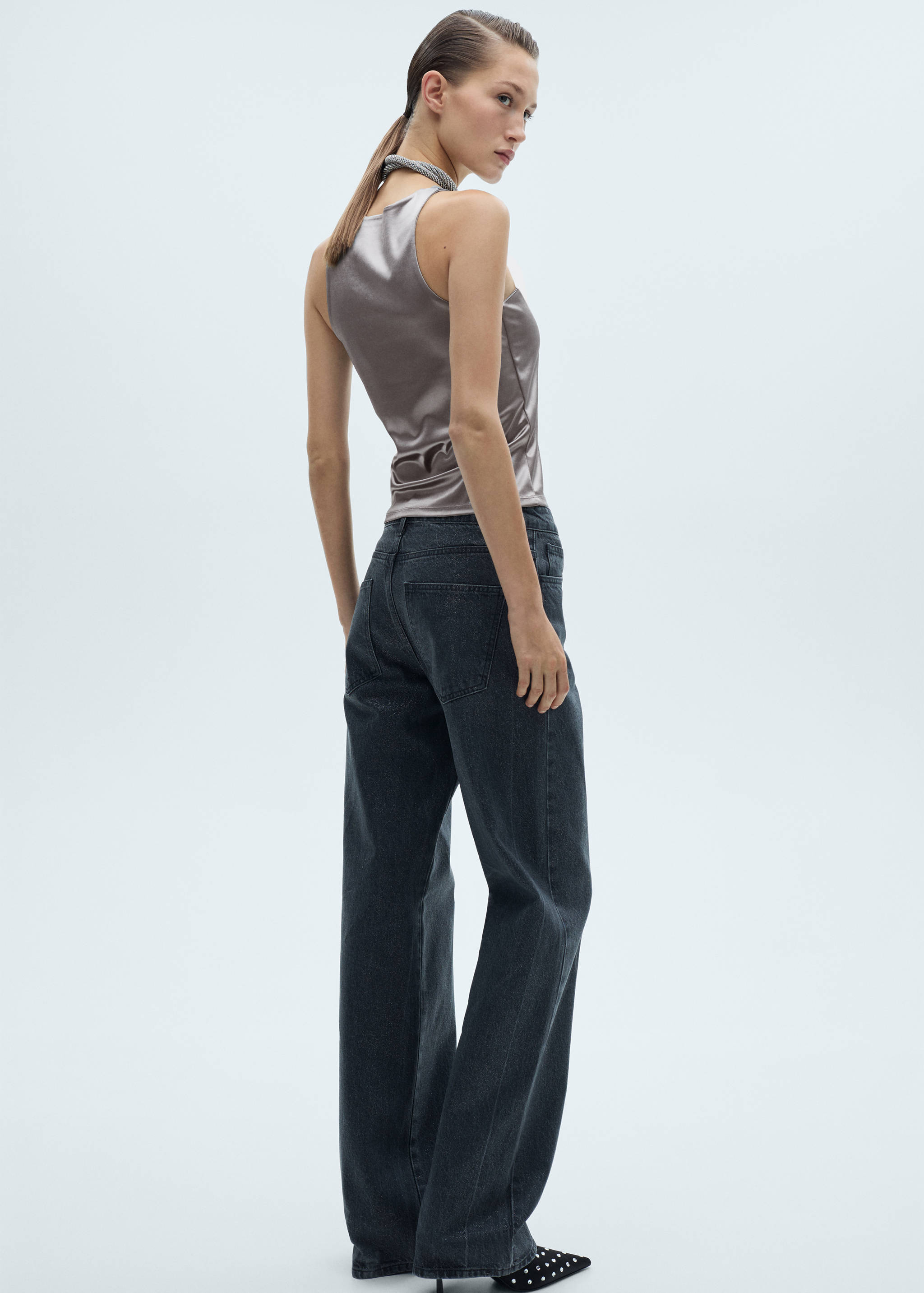 Top satynowy w metalicznym kolorze - Tylna strona artykułu