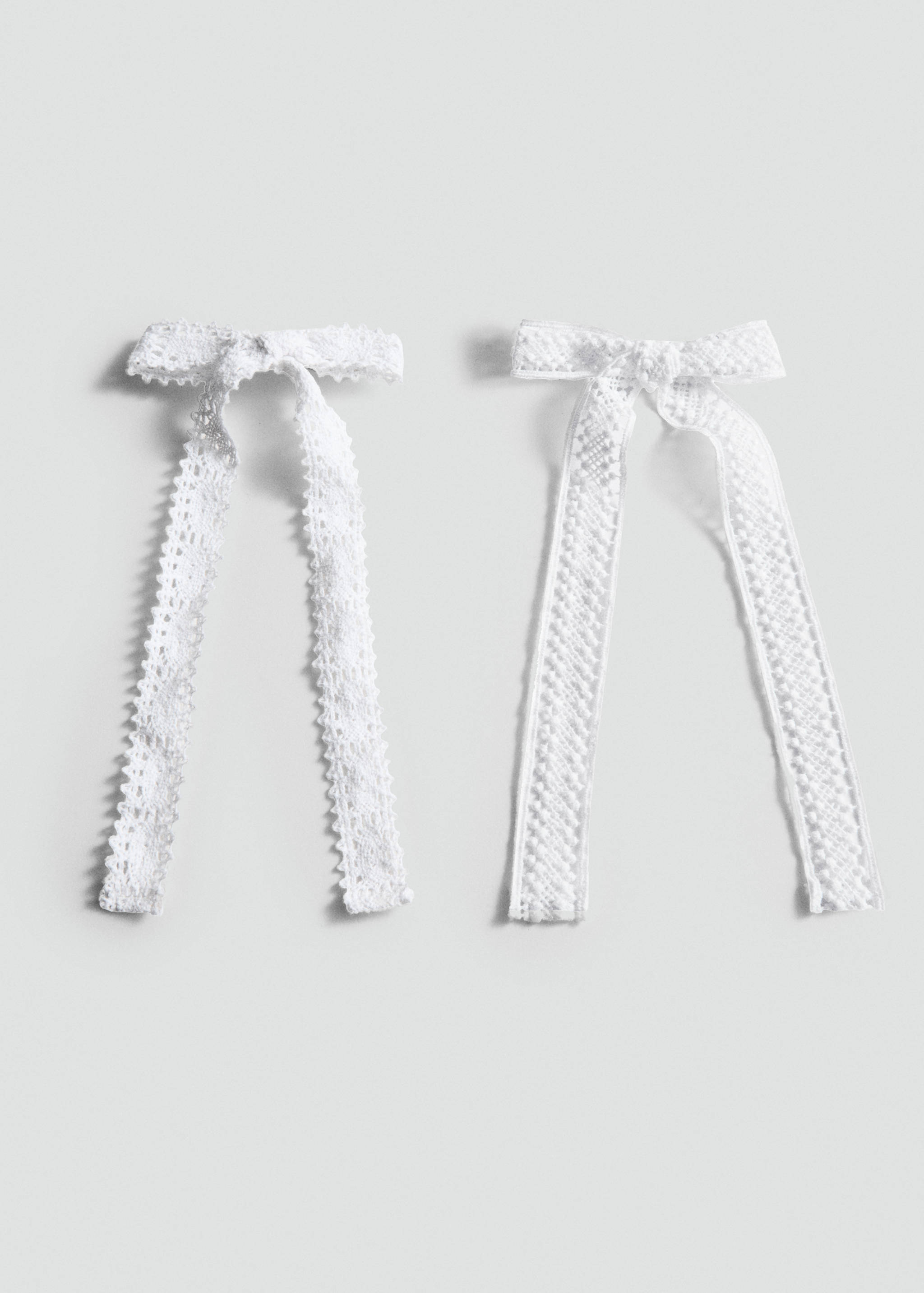 Pack of 2 crochet bow pins - Article without model