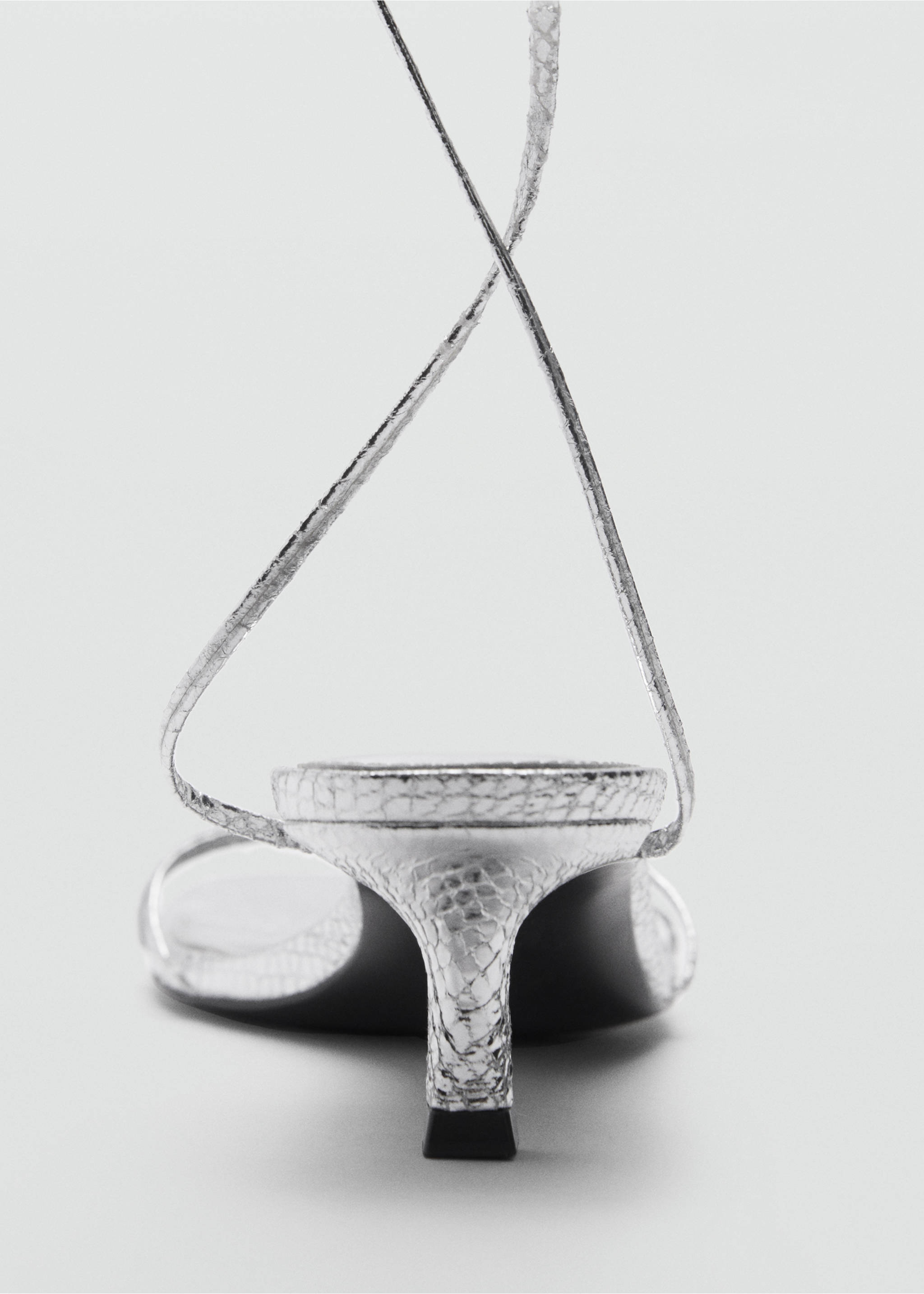 Sandały z paskami na obcasie - Szczegóły artykułu 1, Srebrny. Ref: 77040287-00.