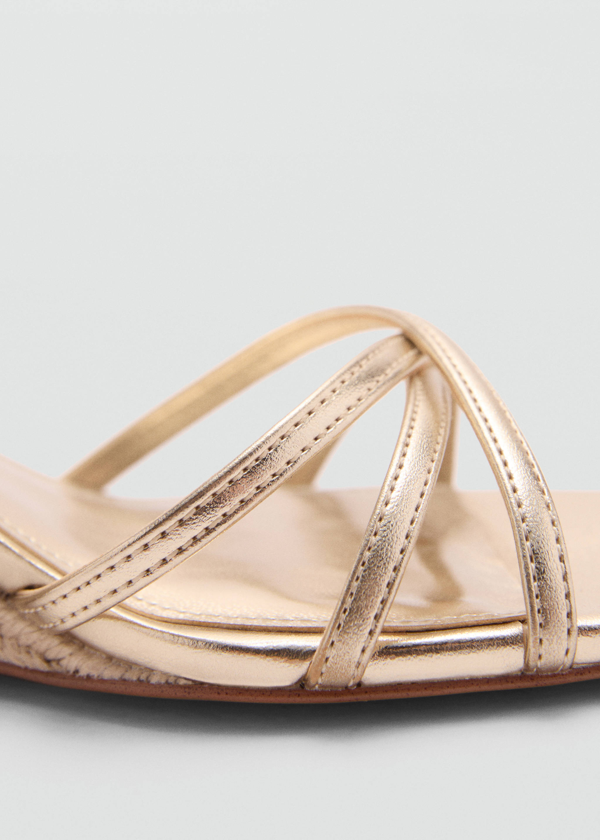 Metallic wedge sandals with straps - Details of the article 2
