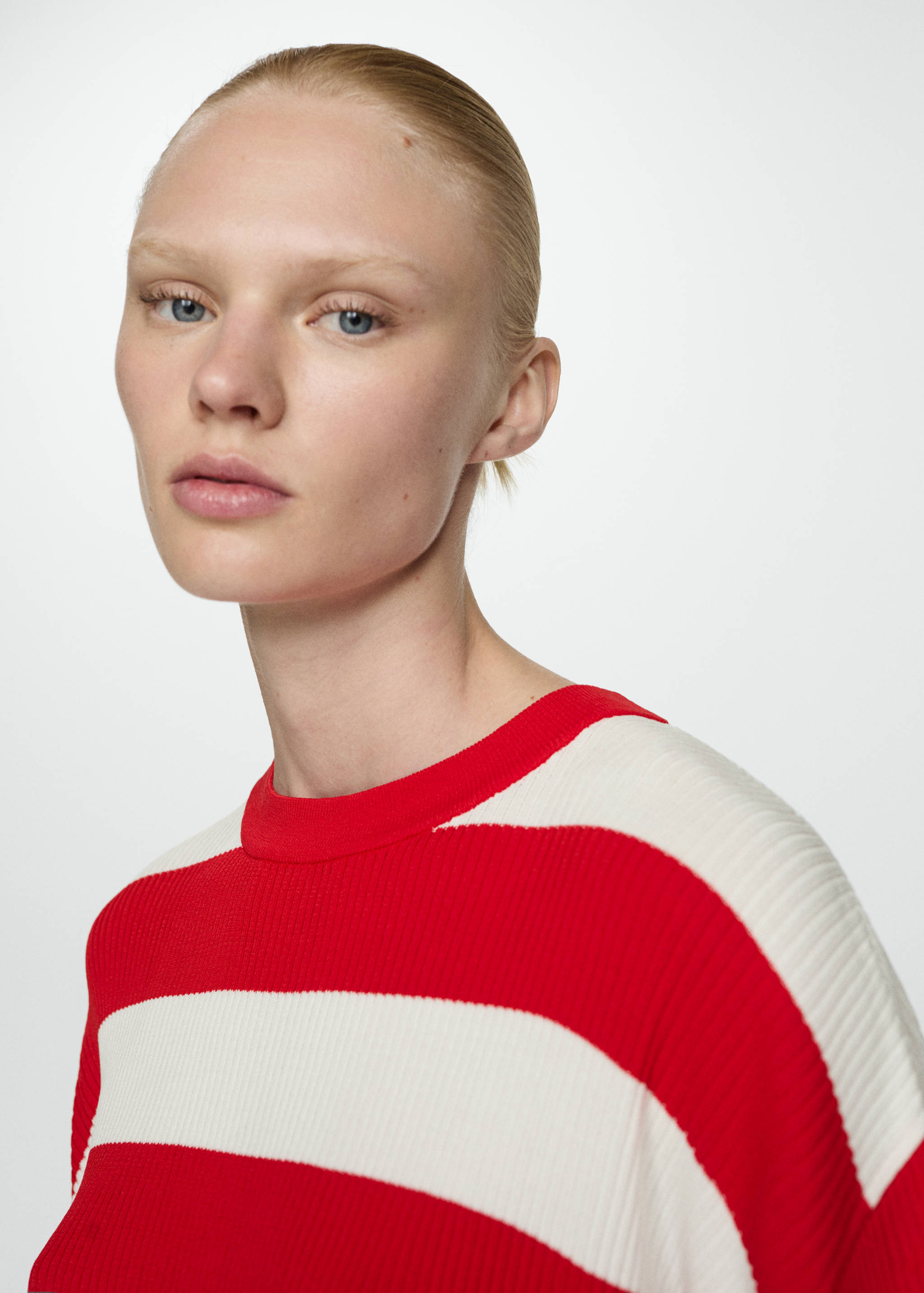 Ribbed  knit t-shirt - Details of the article 1