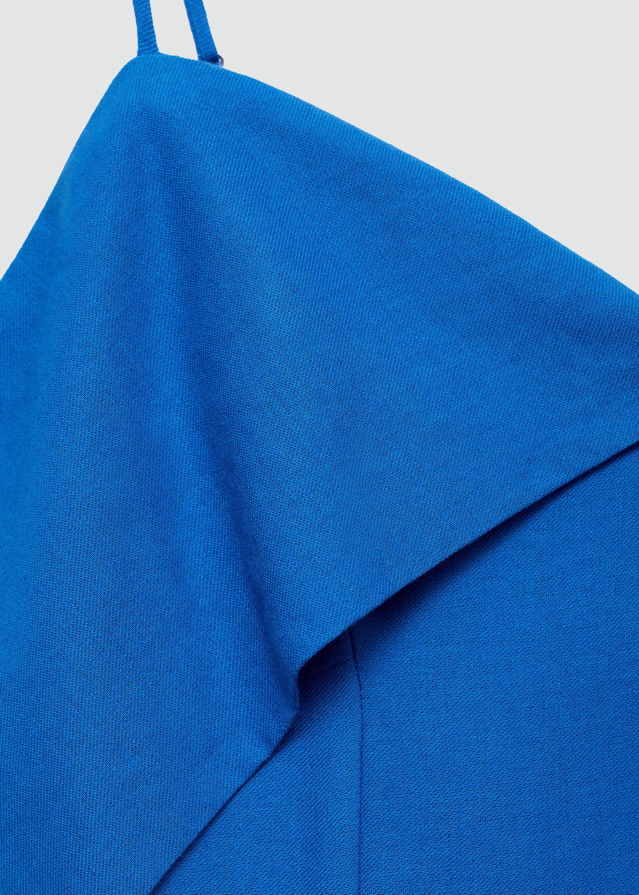 Rochie brodată cu decolteu întors - Detaliu al articolului 8