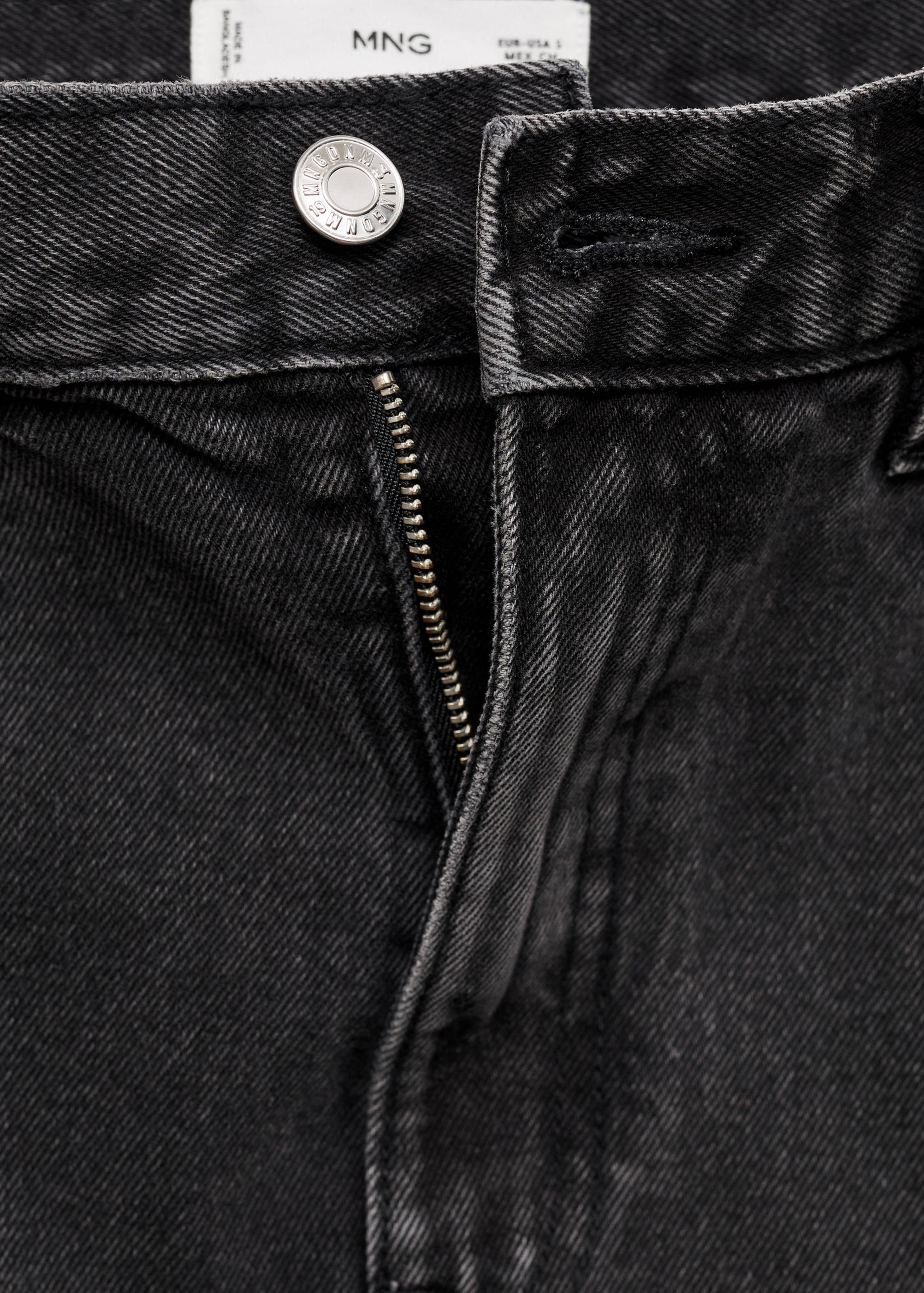 Denim miniskirt with frayed hem - Details of the article 8
