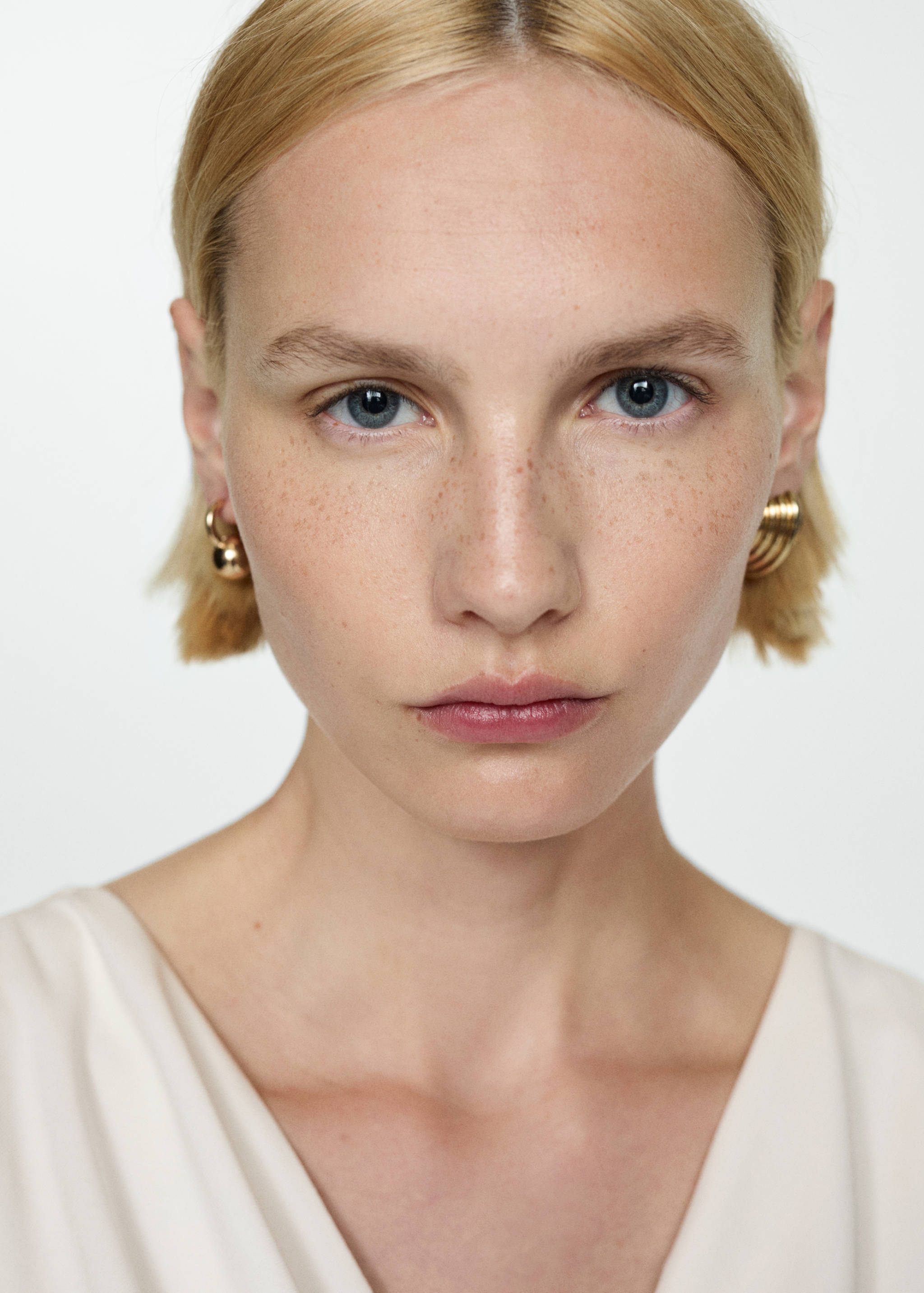 Vestido cruzado laço - Pormenor do artigo 1