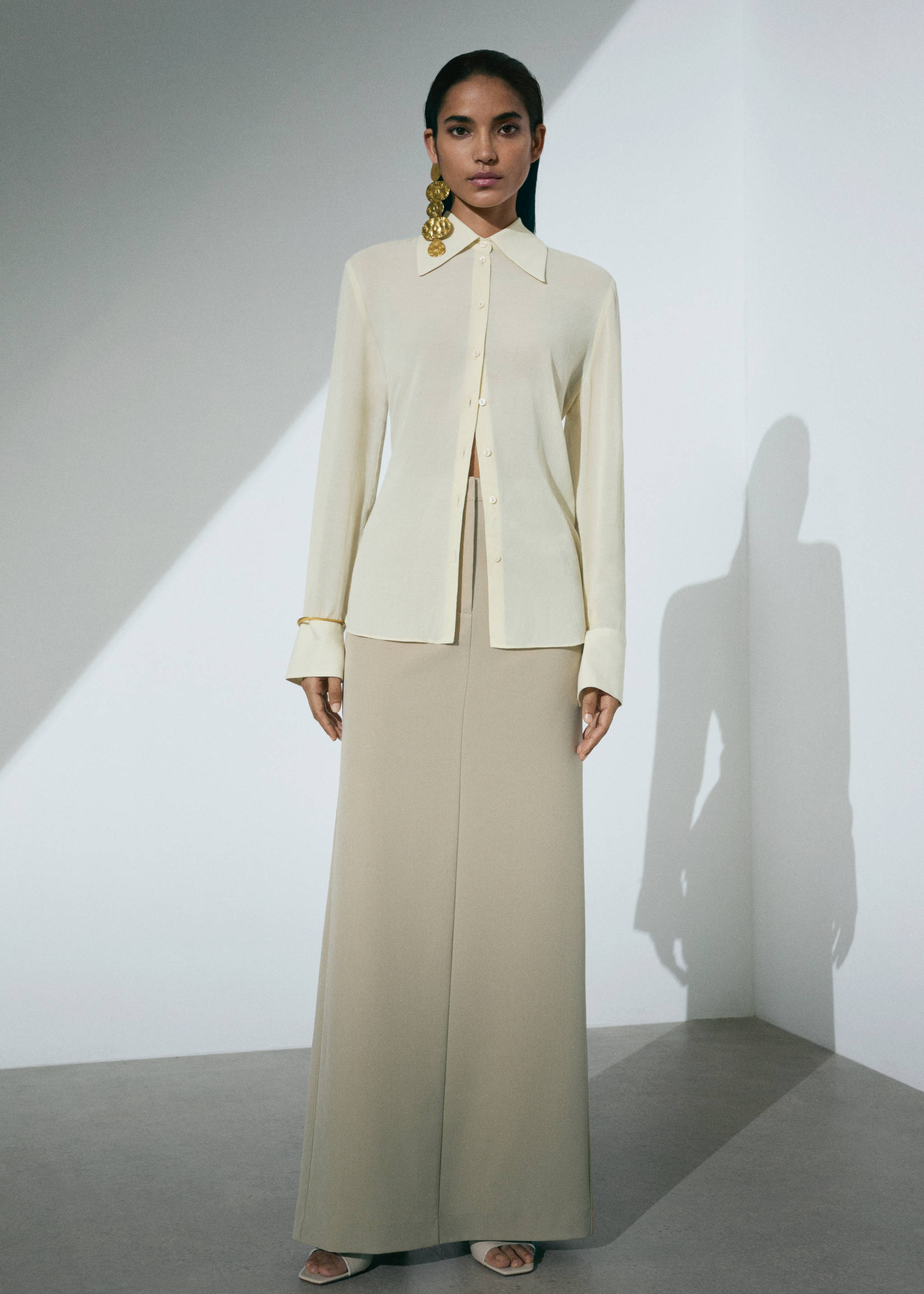 Long pencil skirt - Details of the article 7