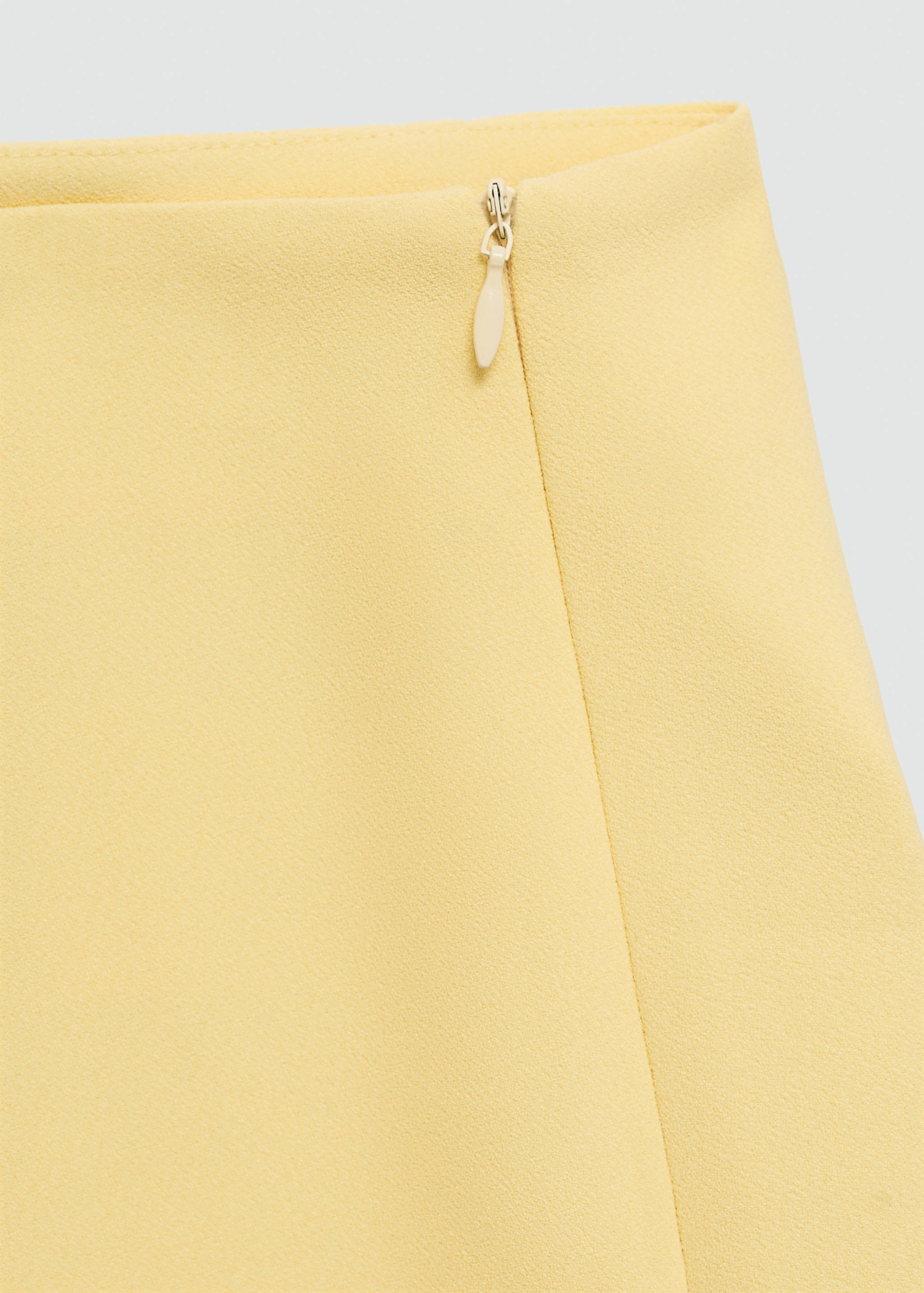 Shorts rectos tiro medio - Detalle del artículo 0