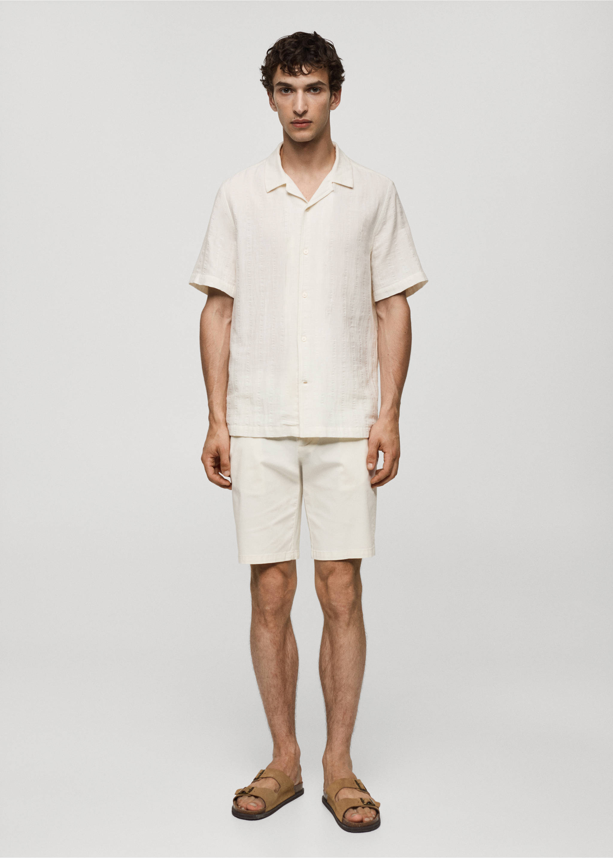 Slim-fit chino cotton bermuda shorts - General plane, Off White. Ref: 77040564-00.
