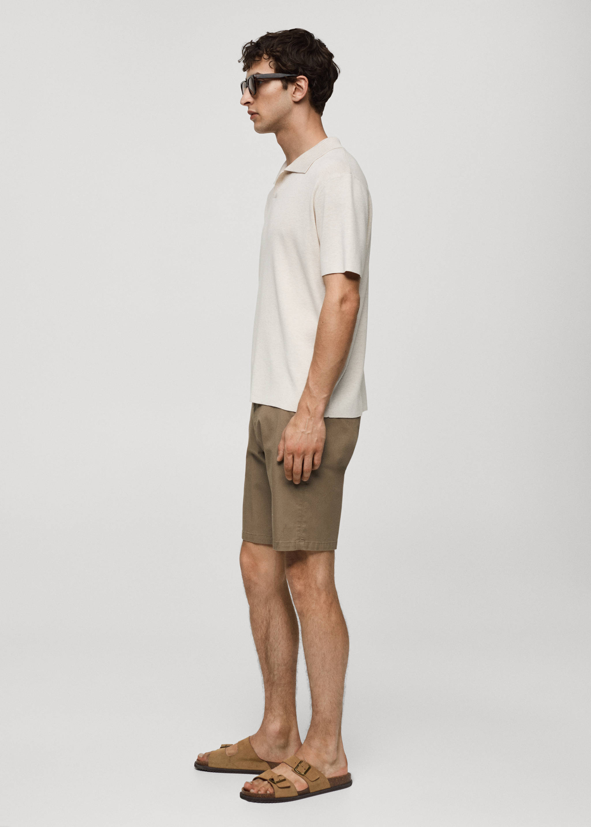 Slim-fit chino cotton bermuda shorts - Details of the article 2