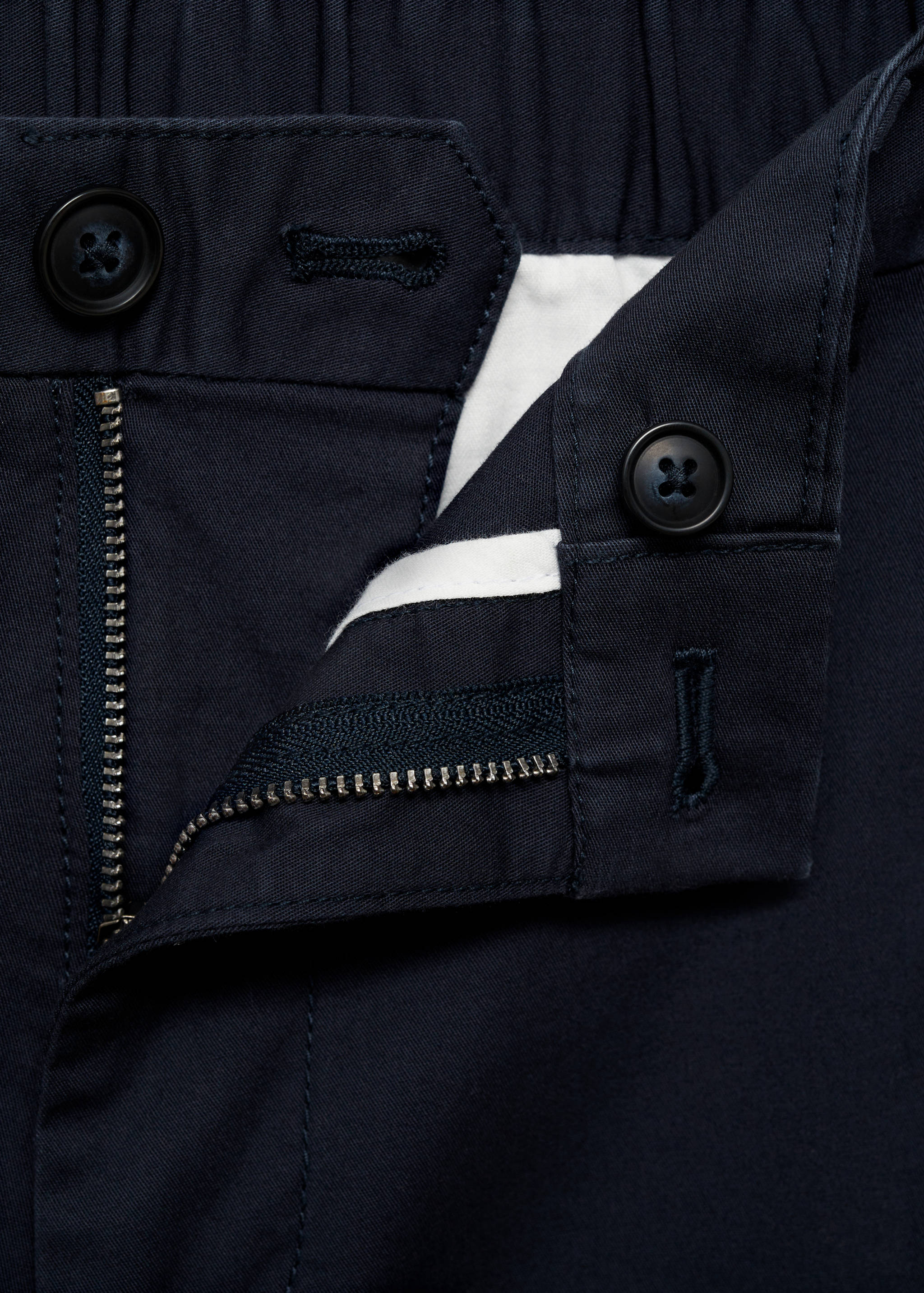 Slim-fit chino cotton bermuda shorts - Details of the article 8