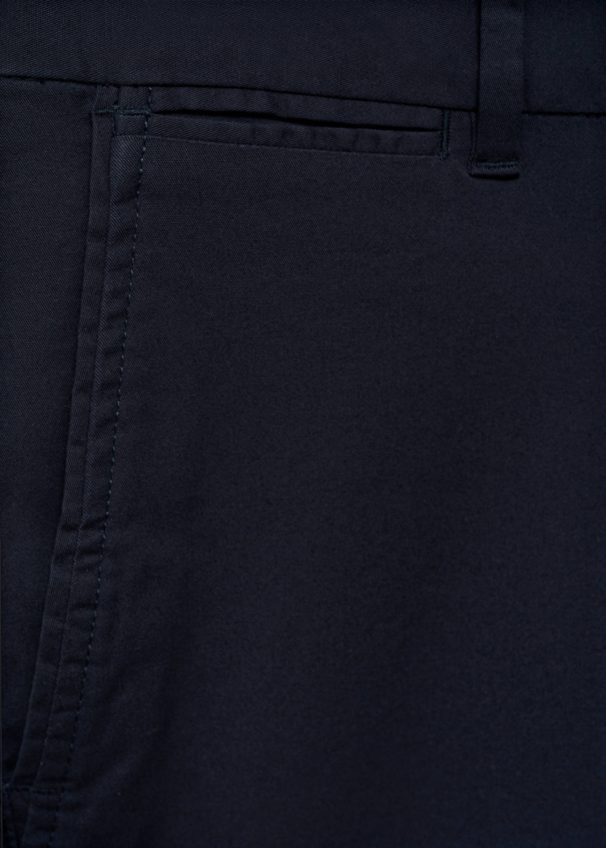 Slim-fit chino cotton bermuda shorts - Details of the article 0