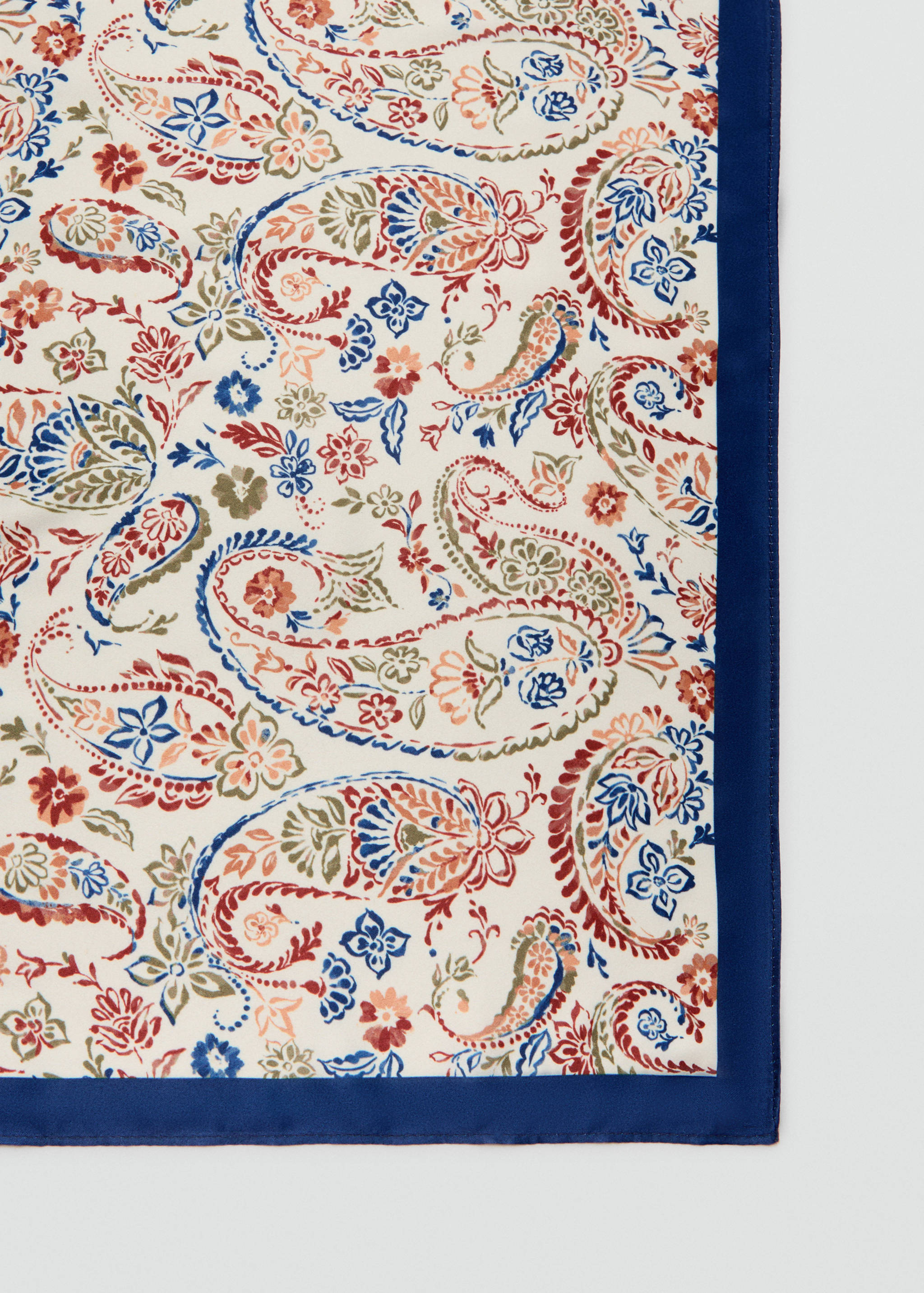 Foulard stampa floreale - Piano medio