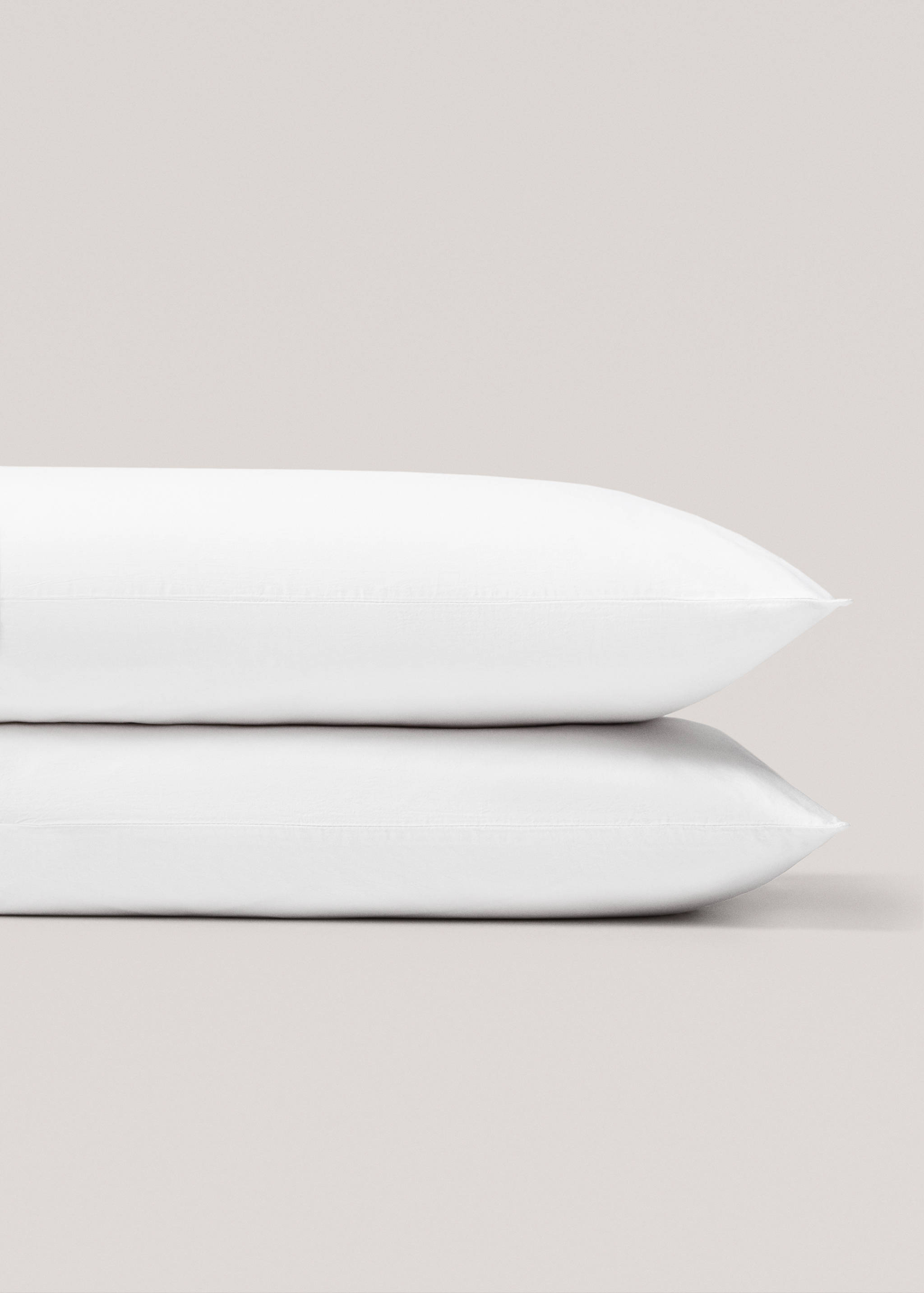 Poszewka na poduszkę z bawełny z kwiatowym haftem 50 x 75 cm - Szczegóły artykułu 3