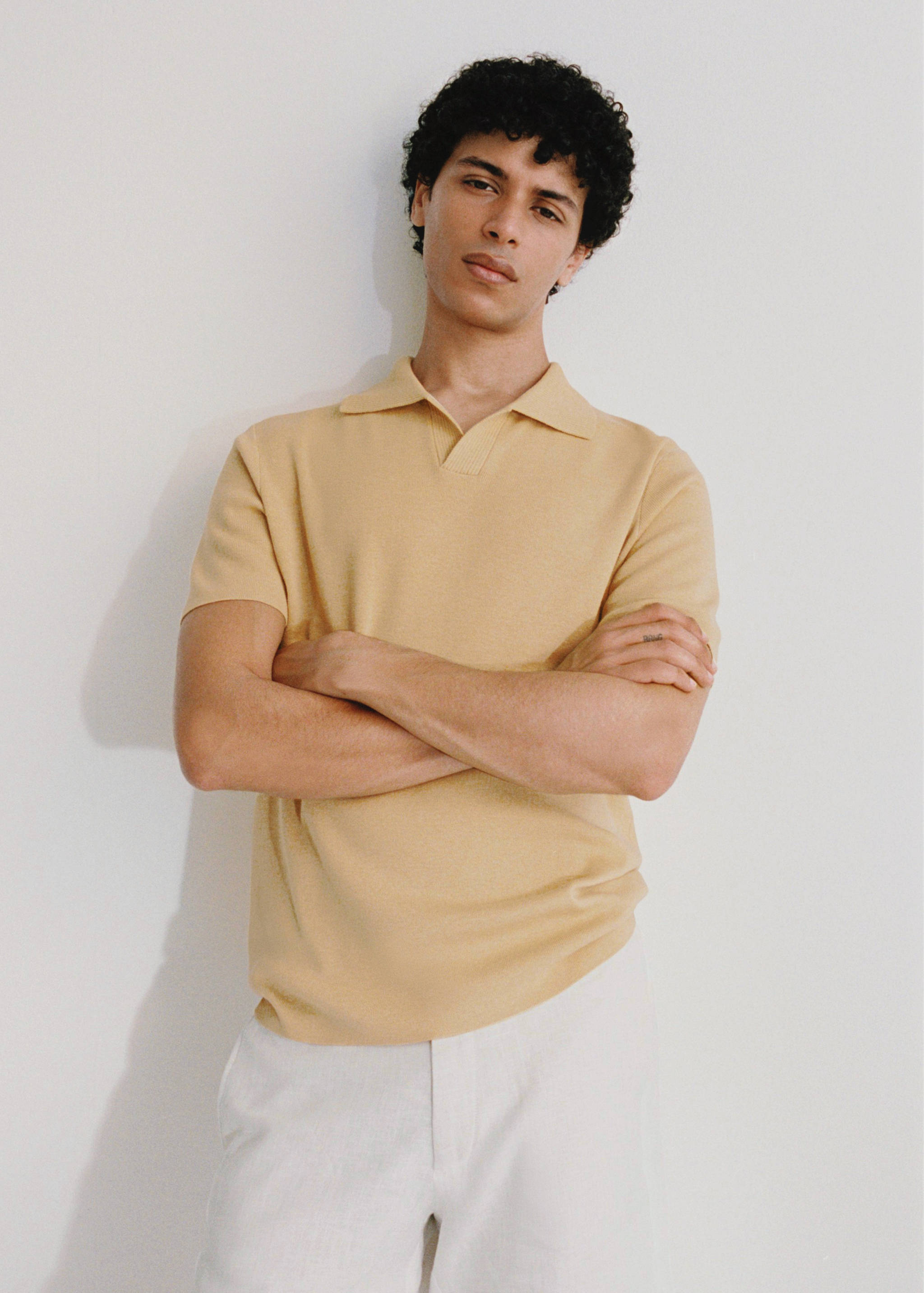 Textured knitted cotton polo shirt - Details of the article 3