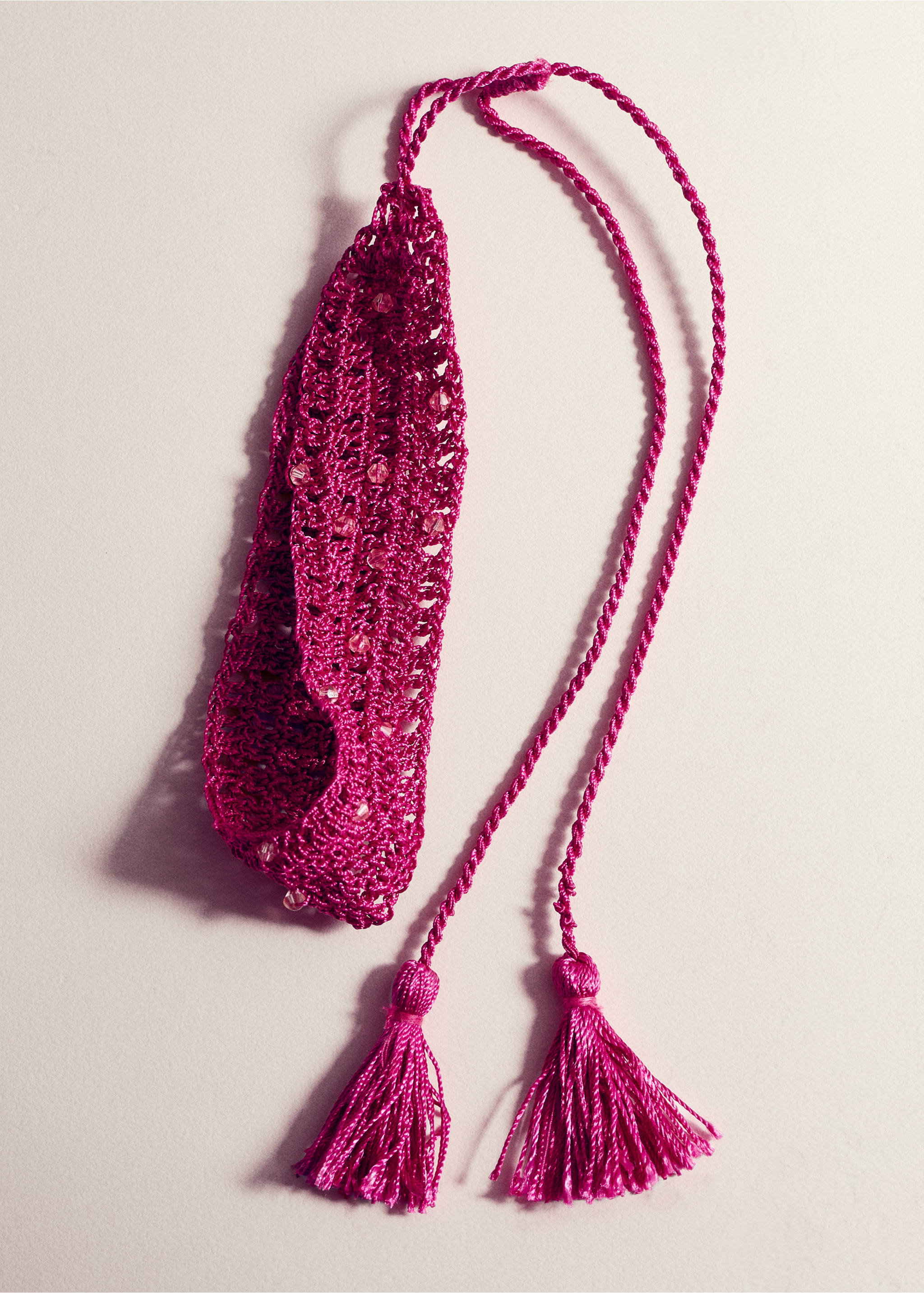 Crystal choker necklace - Details of the article 5, Fuchsia. Ref: 77040602-00.