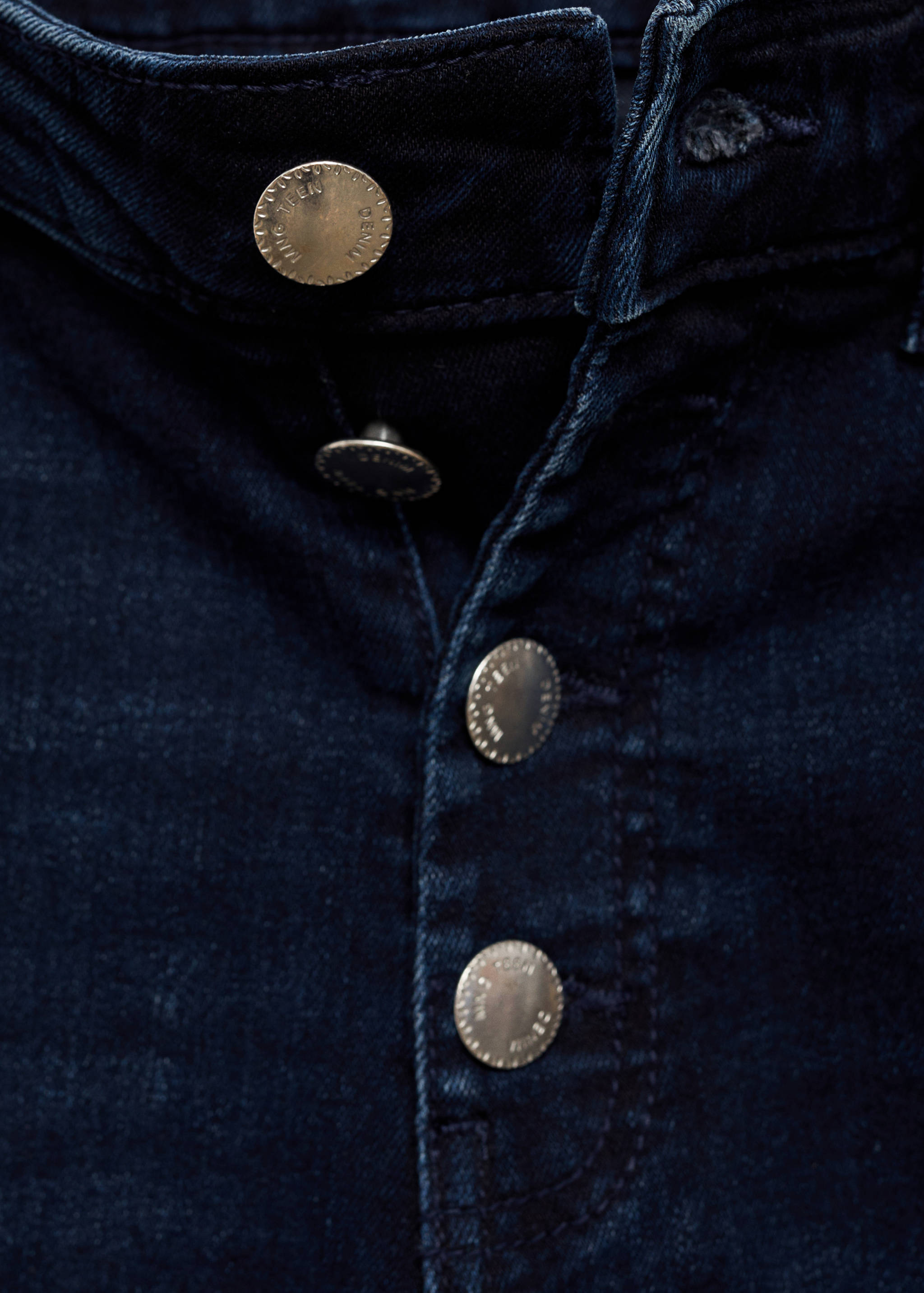 Buttons flare jeans - Details of the article 8