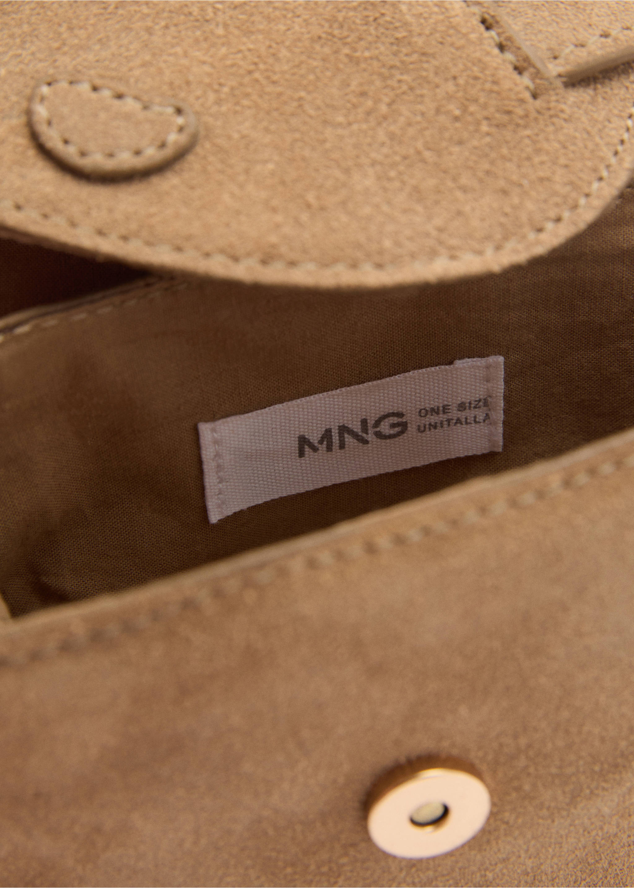 Orejitas leather bag - Details of the article 3, Sand. Ref: 77040610-00.