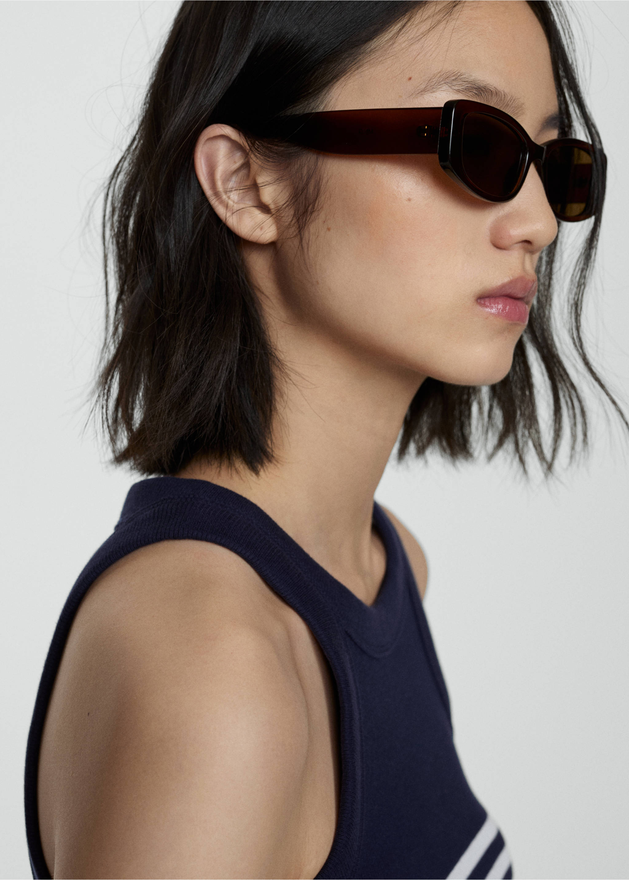 Stripe-print top - Details of the article 1, Dark Navy. Ref: 77040624-00.