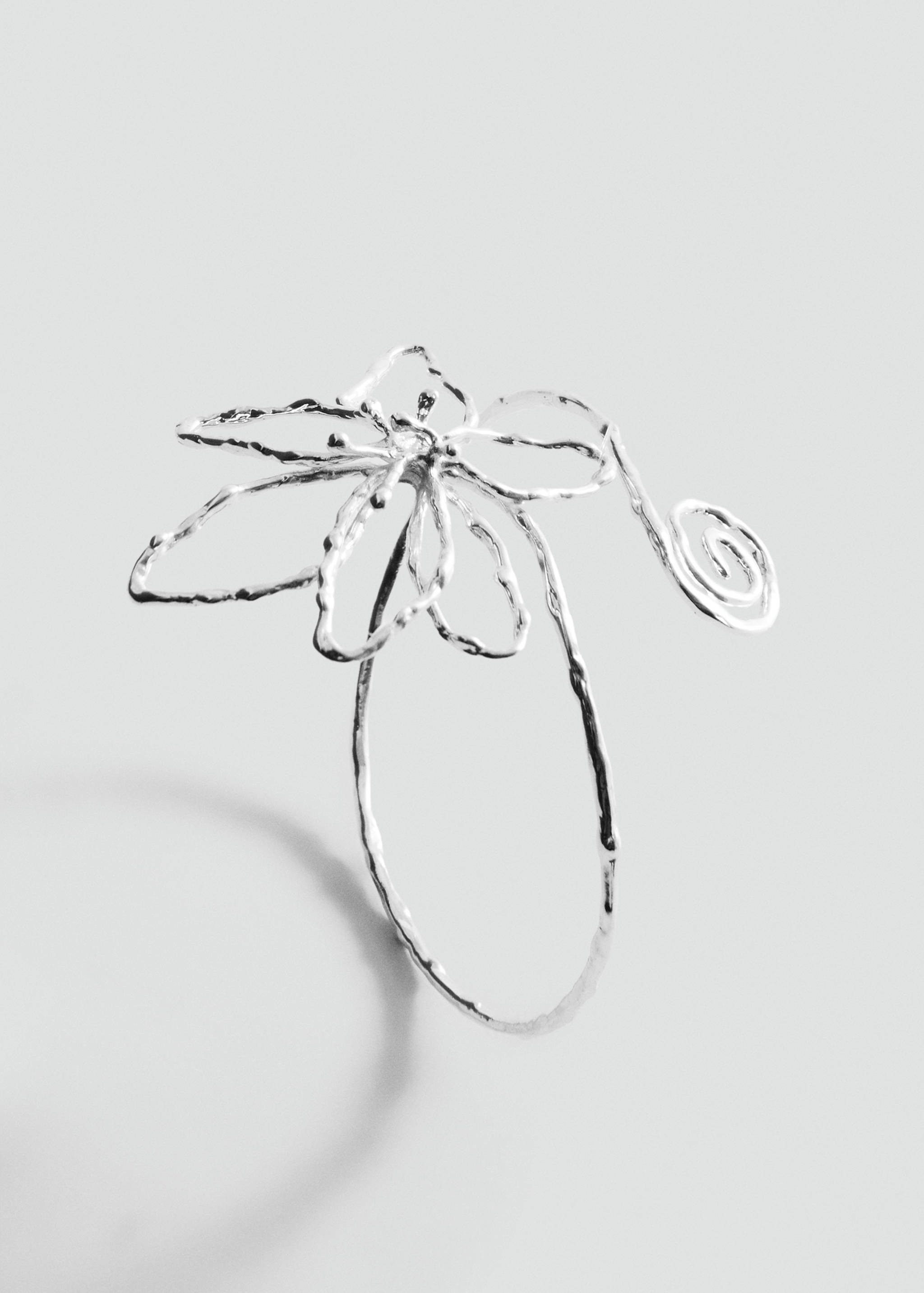 Irregular flower bracelet - Details of the article 1