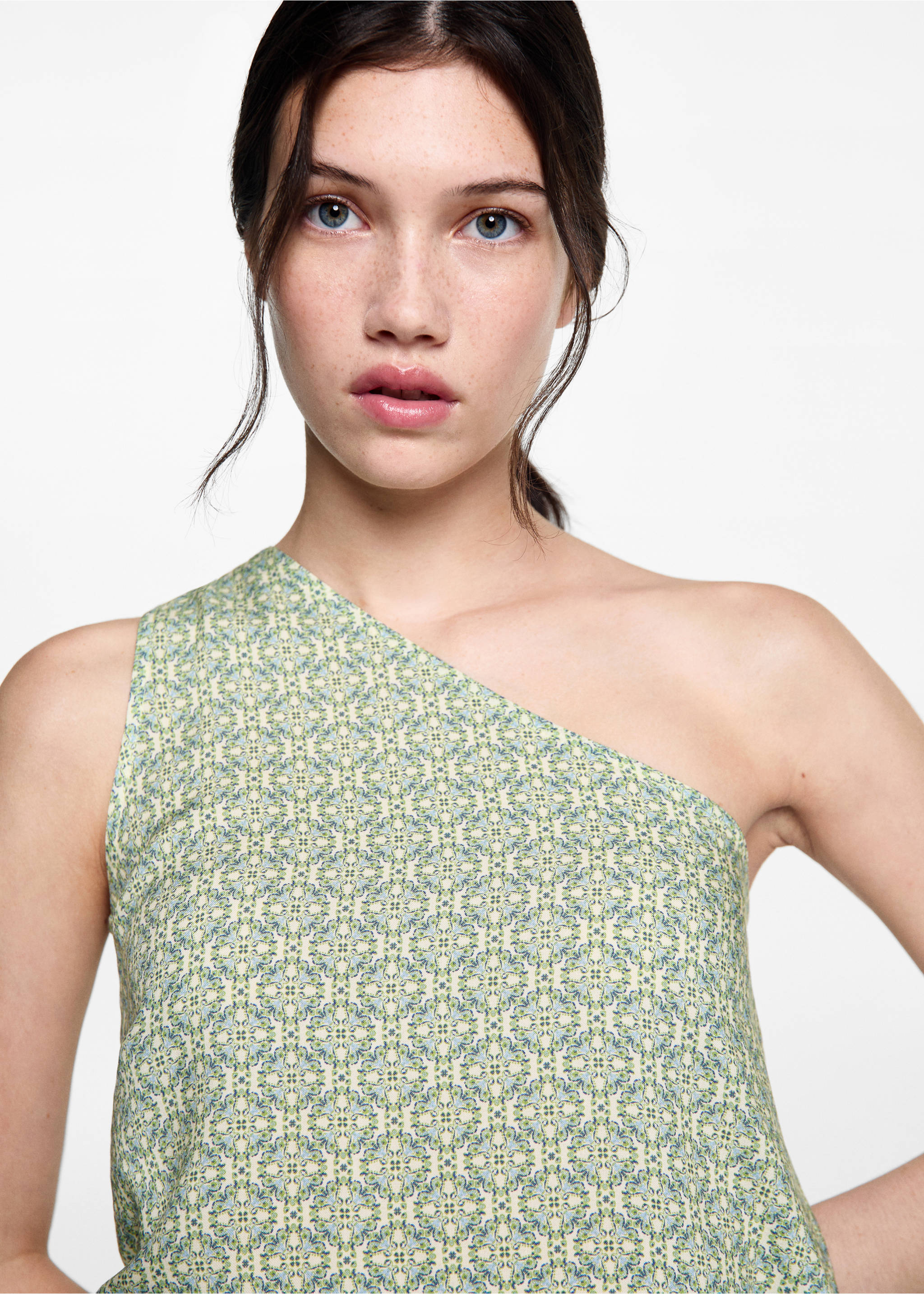 Shorts mit geometrischem Print - Detail des Artikels 1, Grün. Ref: 77040644-00.