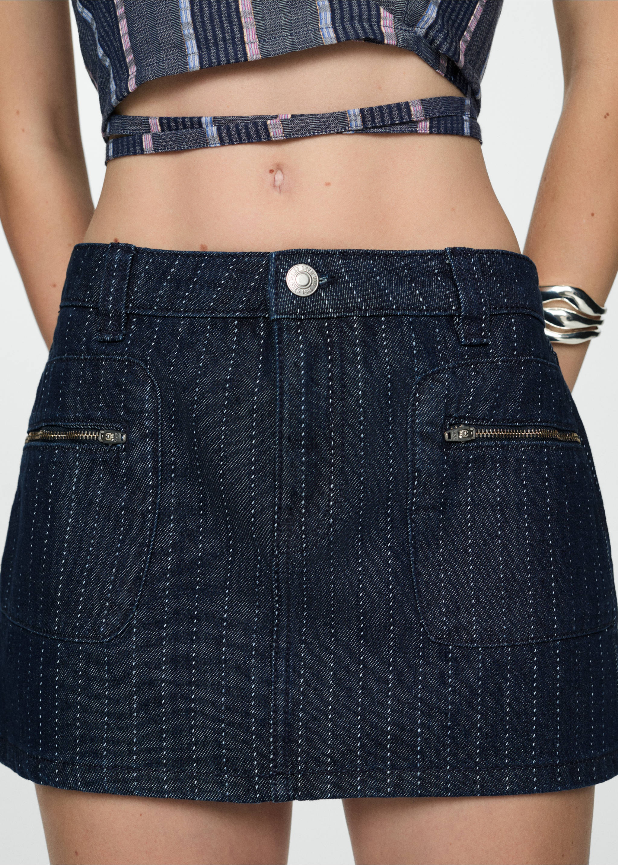 Minifalda vaquera costuras - Detalle del artículo 6, Azul marino oscuro. Ref: 77041506-00.