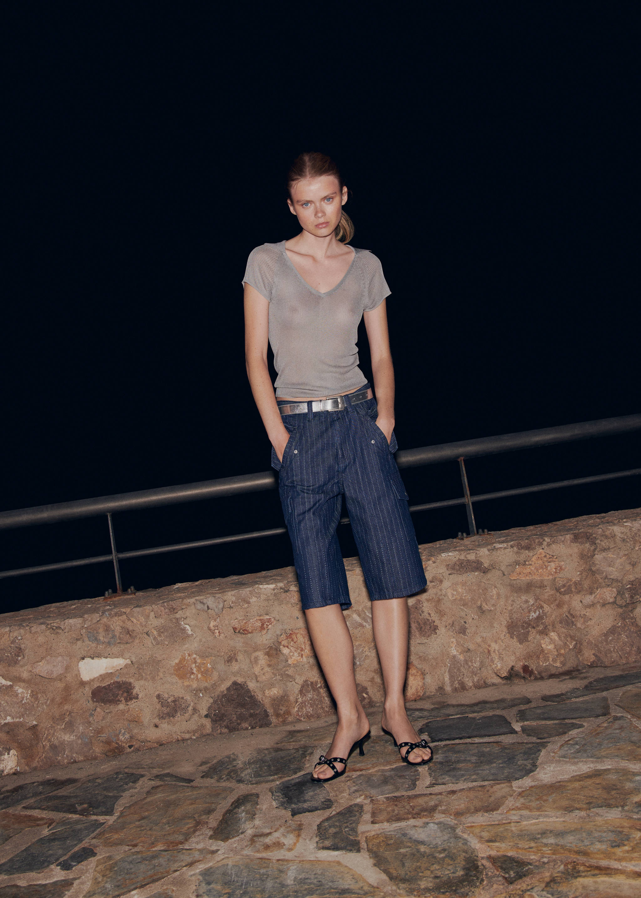 Jeansowe bermudy z ozdobnymi szwami - Szczegóły artykułu 6