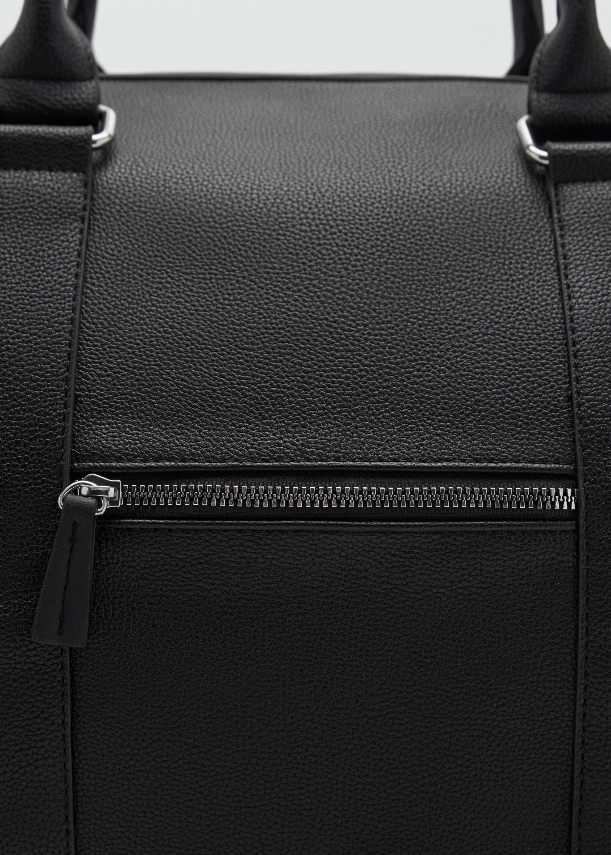 Patent faux-leather bowling bag - Details of the article 2