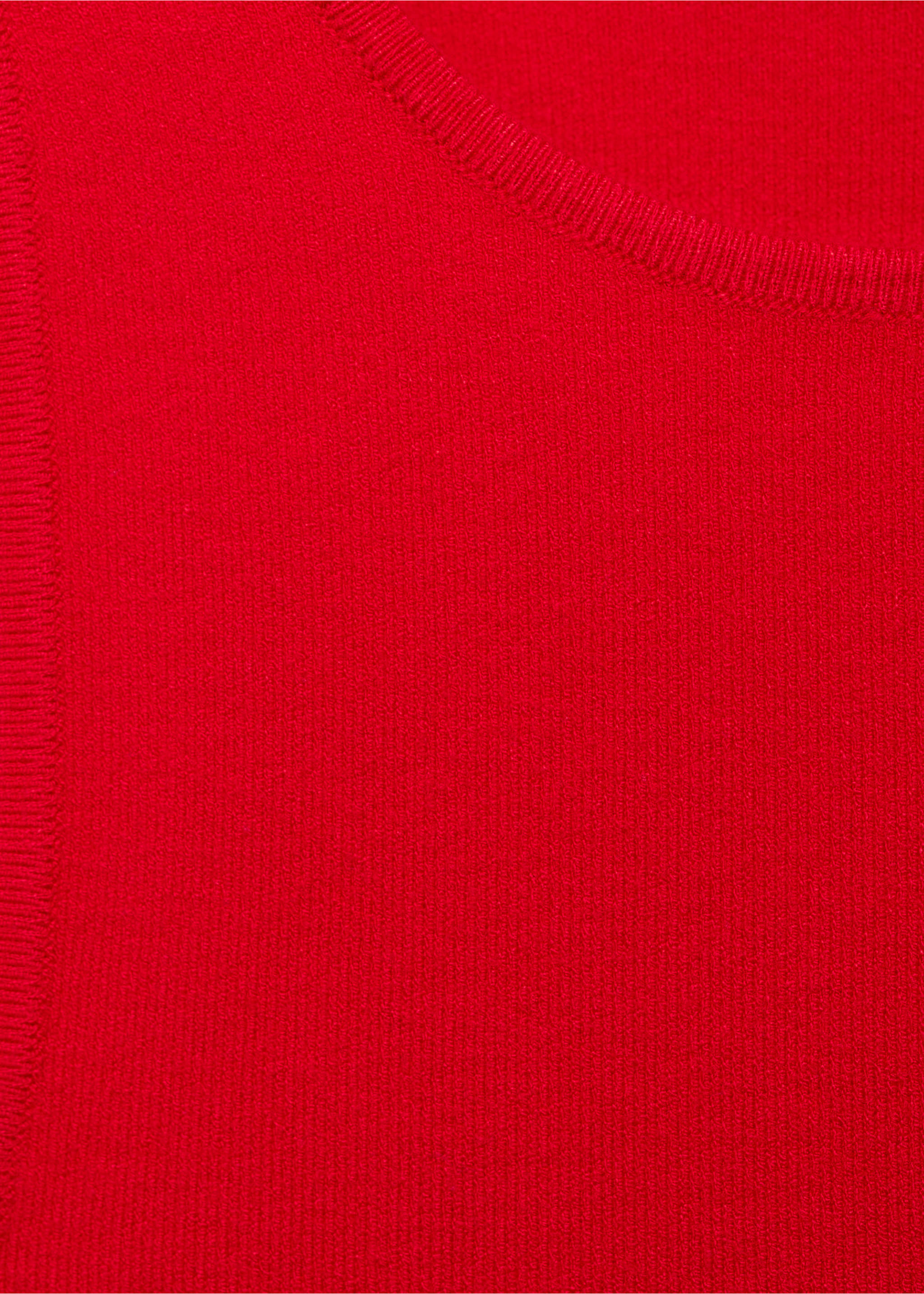 Knitted cropped top - Details of the article 8, Red. Ref: 77042921-00.