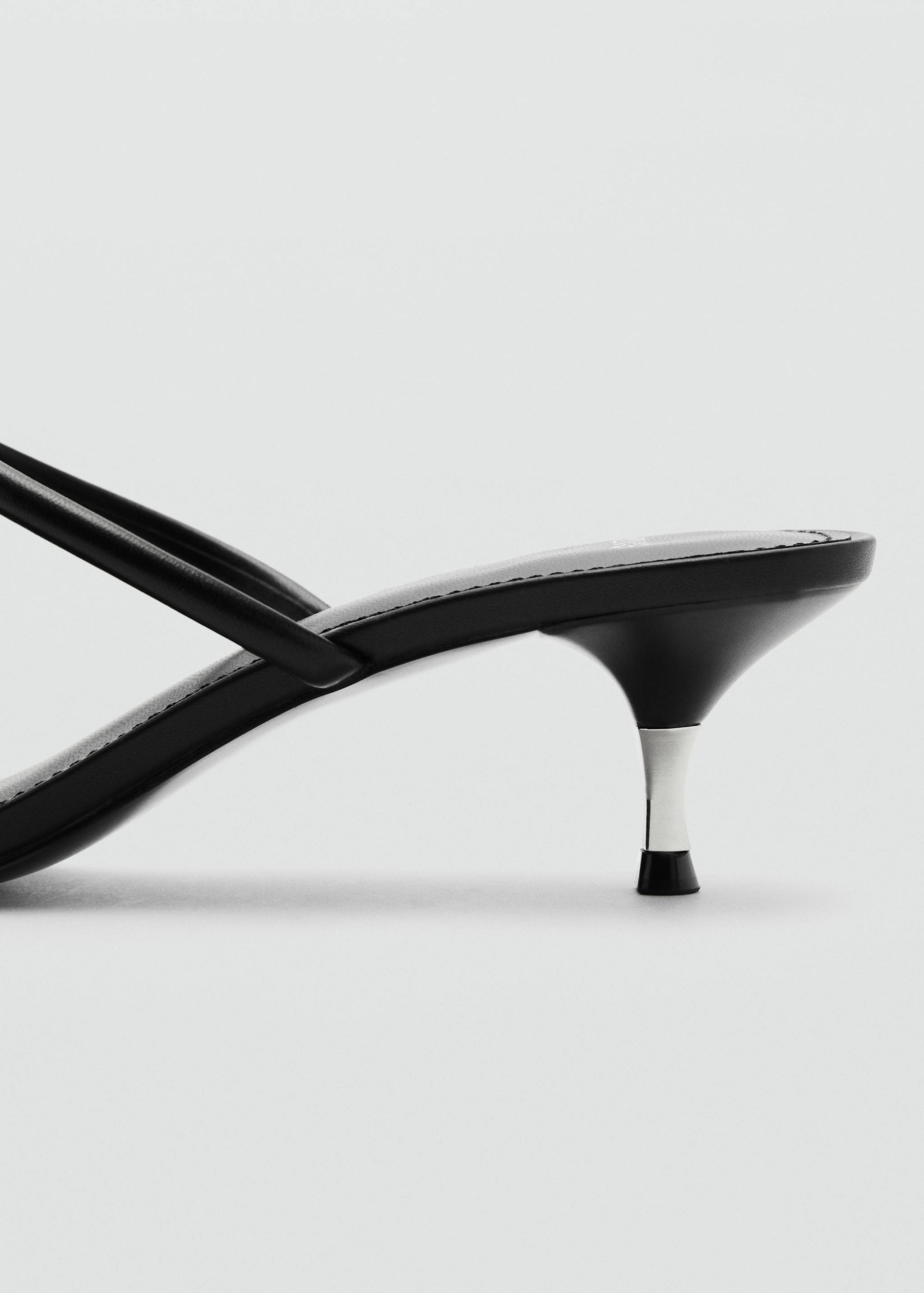 Strappy heeled sandals - Details of the article 1