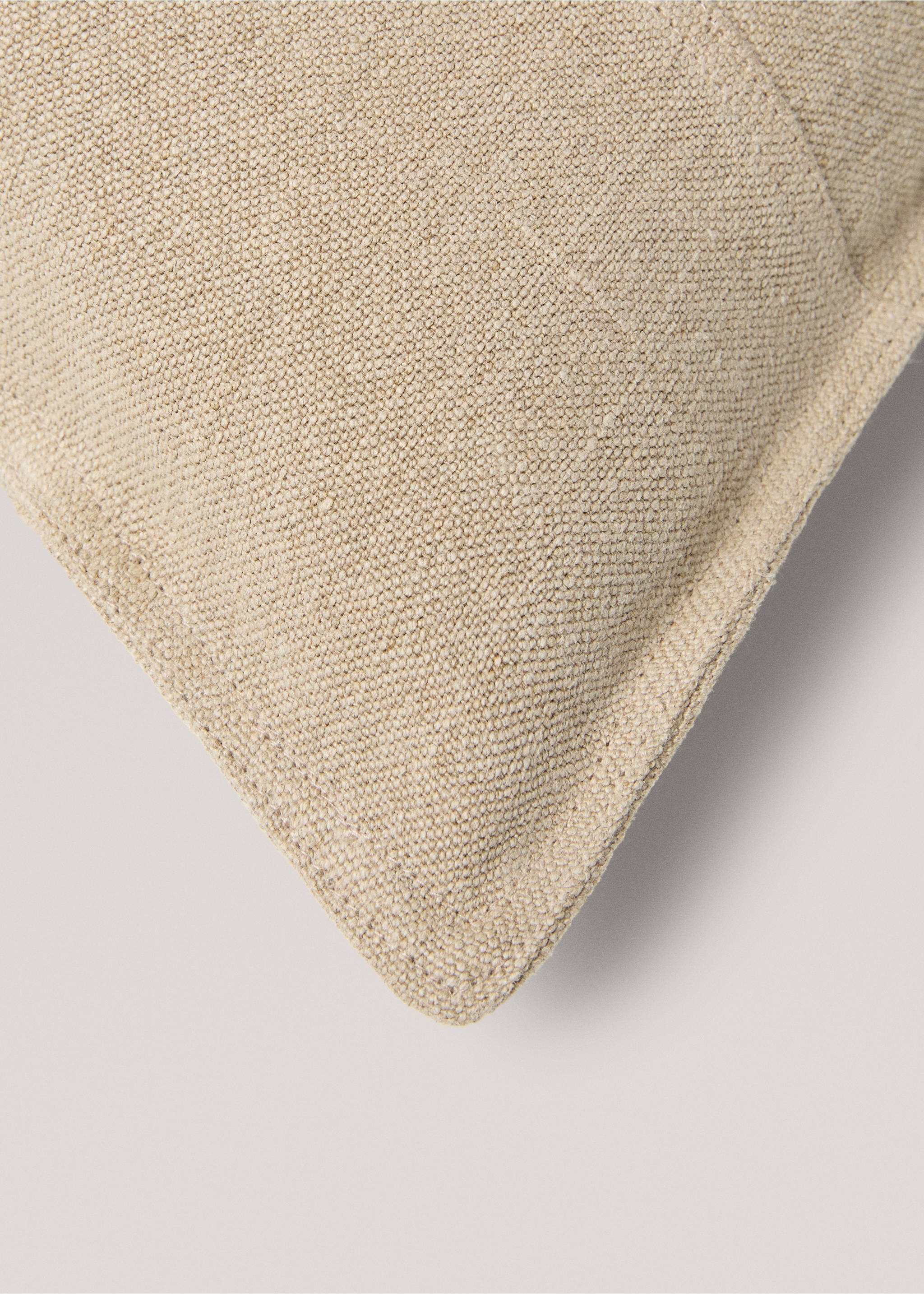 Housse coussin coutures lin 40x60 cm - Détail de l'article 4, Beige. Ref: 77043285-00.