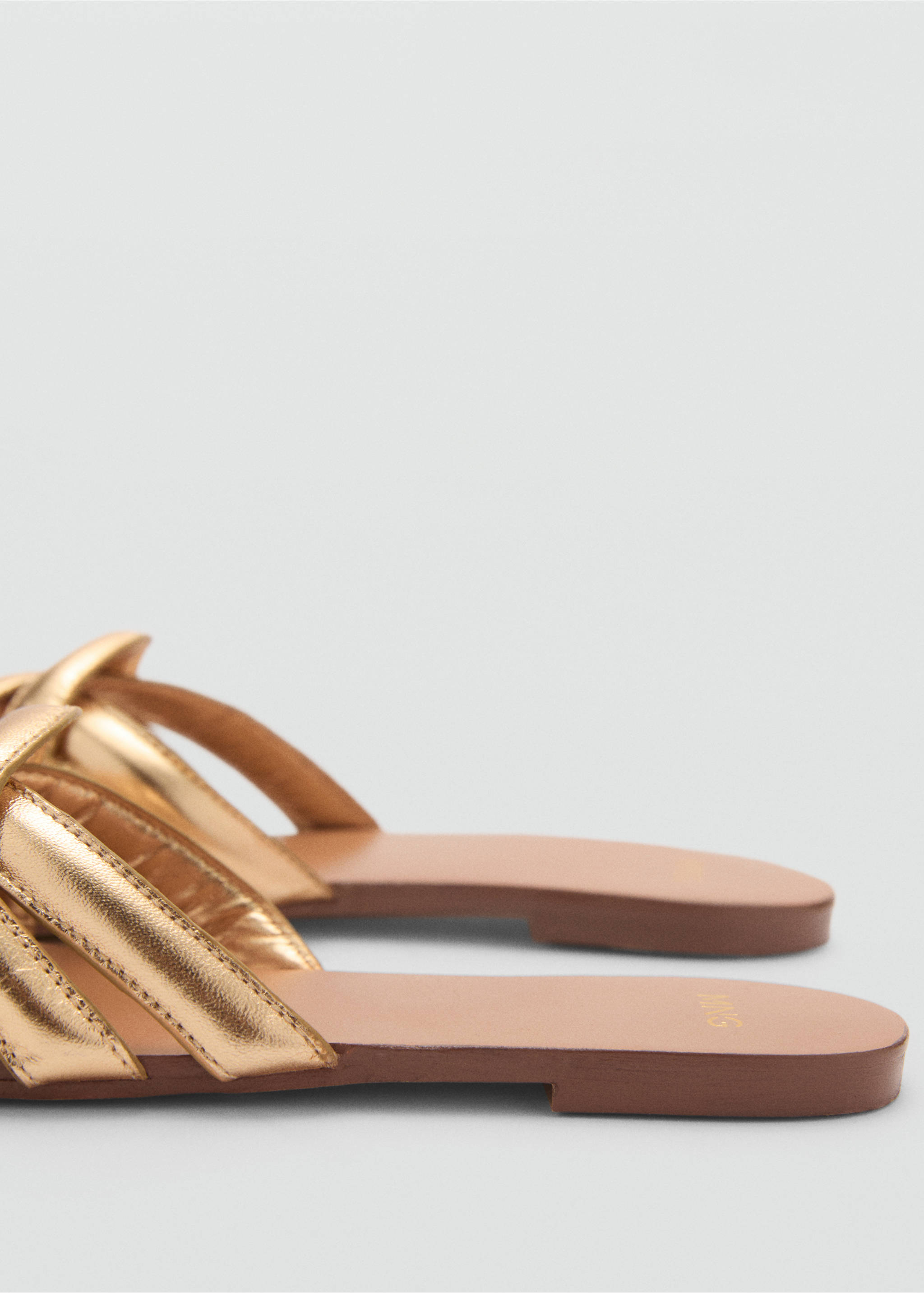 Leren sandalen met bandjes - Detail van het artikel 1, Goud. Ref: 77043672-00.