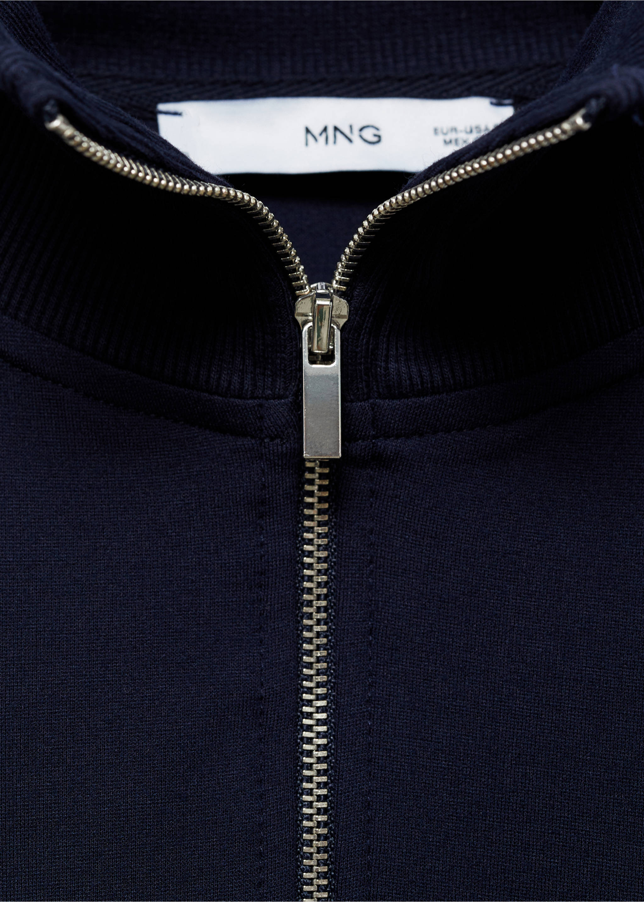 Perkins-neck sweater with zip - Details of the article 8, Dark Navy. Ref: 77044022-00.