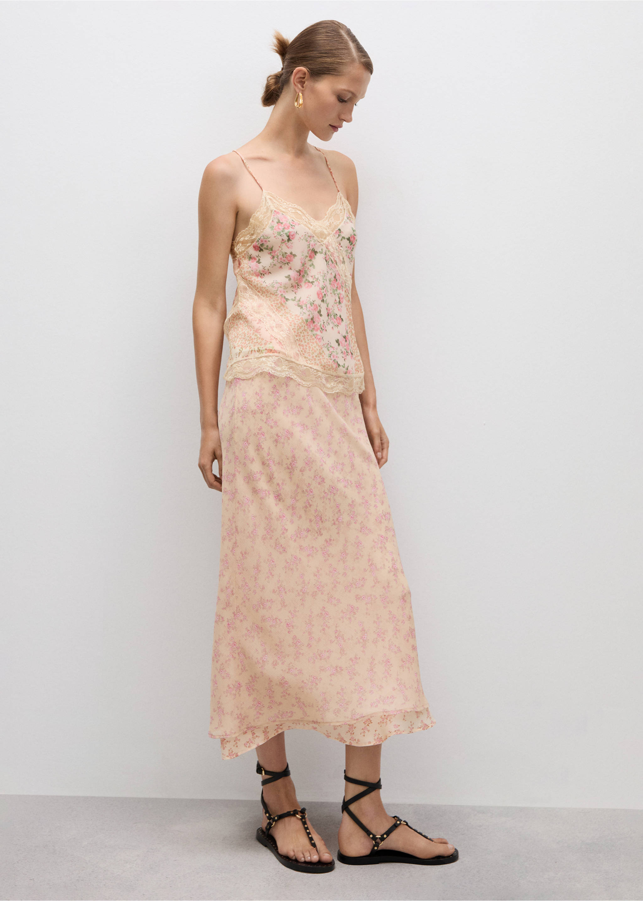 Falda larga estampado floral - Plano general, Rosa pastel. Ref: 77044024-00.