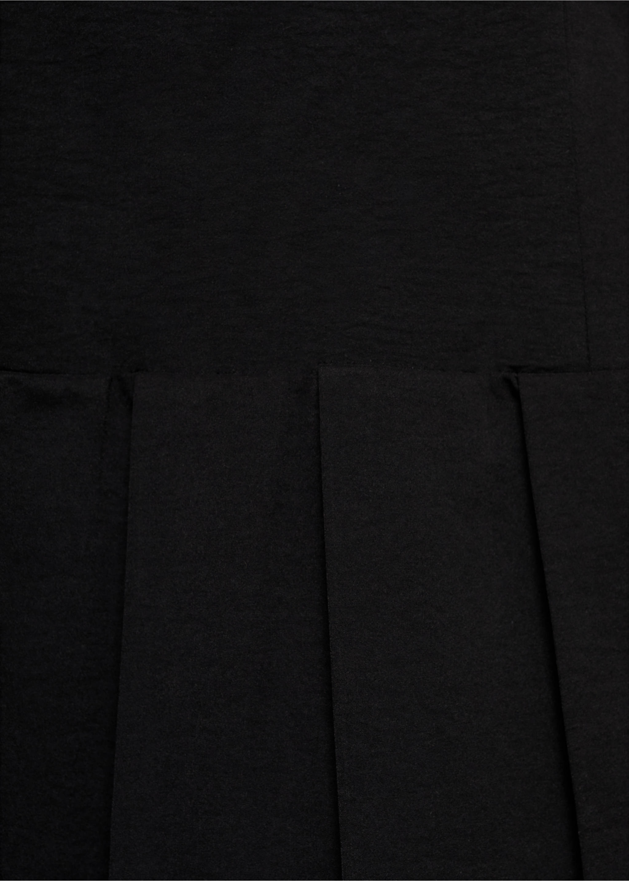 Pleated dress with crossed back - Details of the article 0, Black. Ref: 77044026-00.