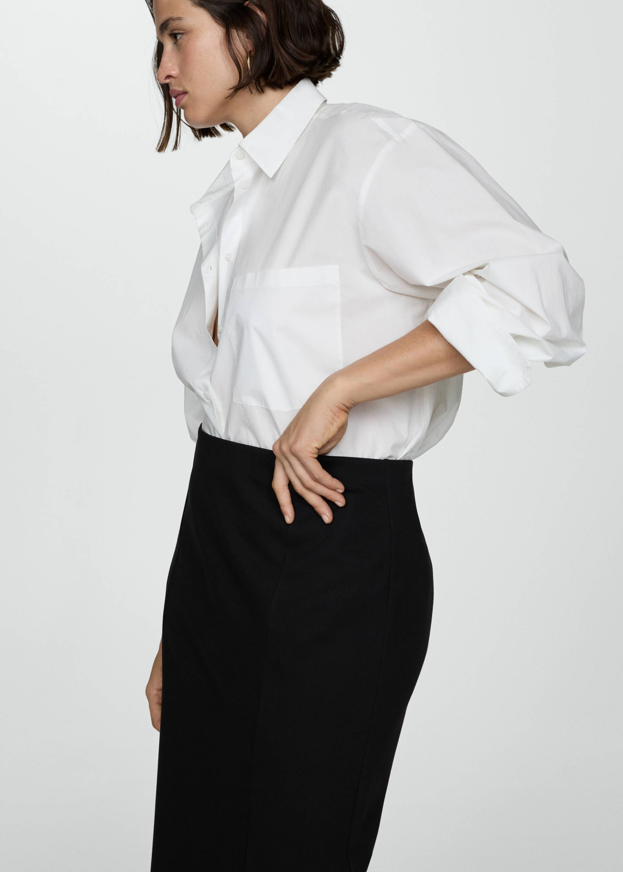 Pencil skirt with Rome-knit opening - Details of the article 5