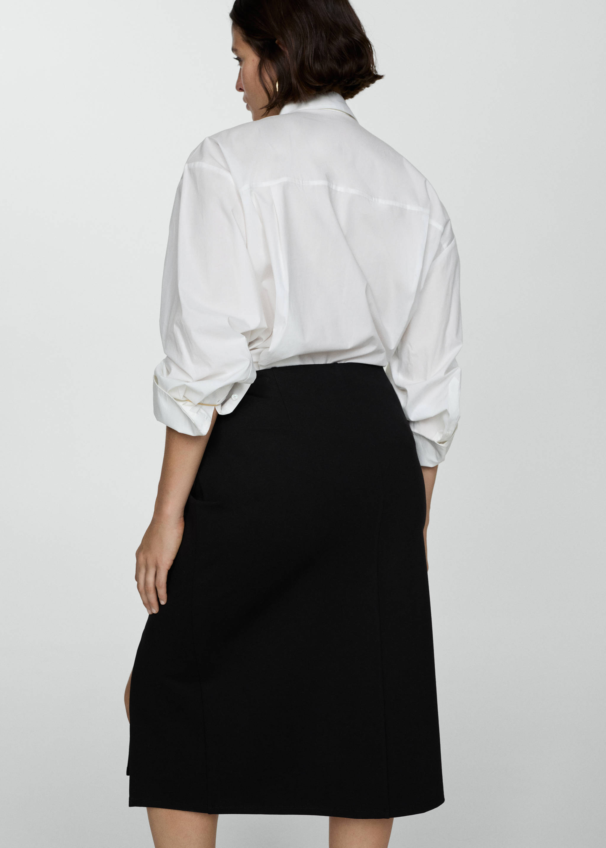 Pencil skirt with Rome-knit opening - Details of the article 4