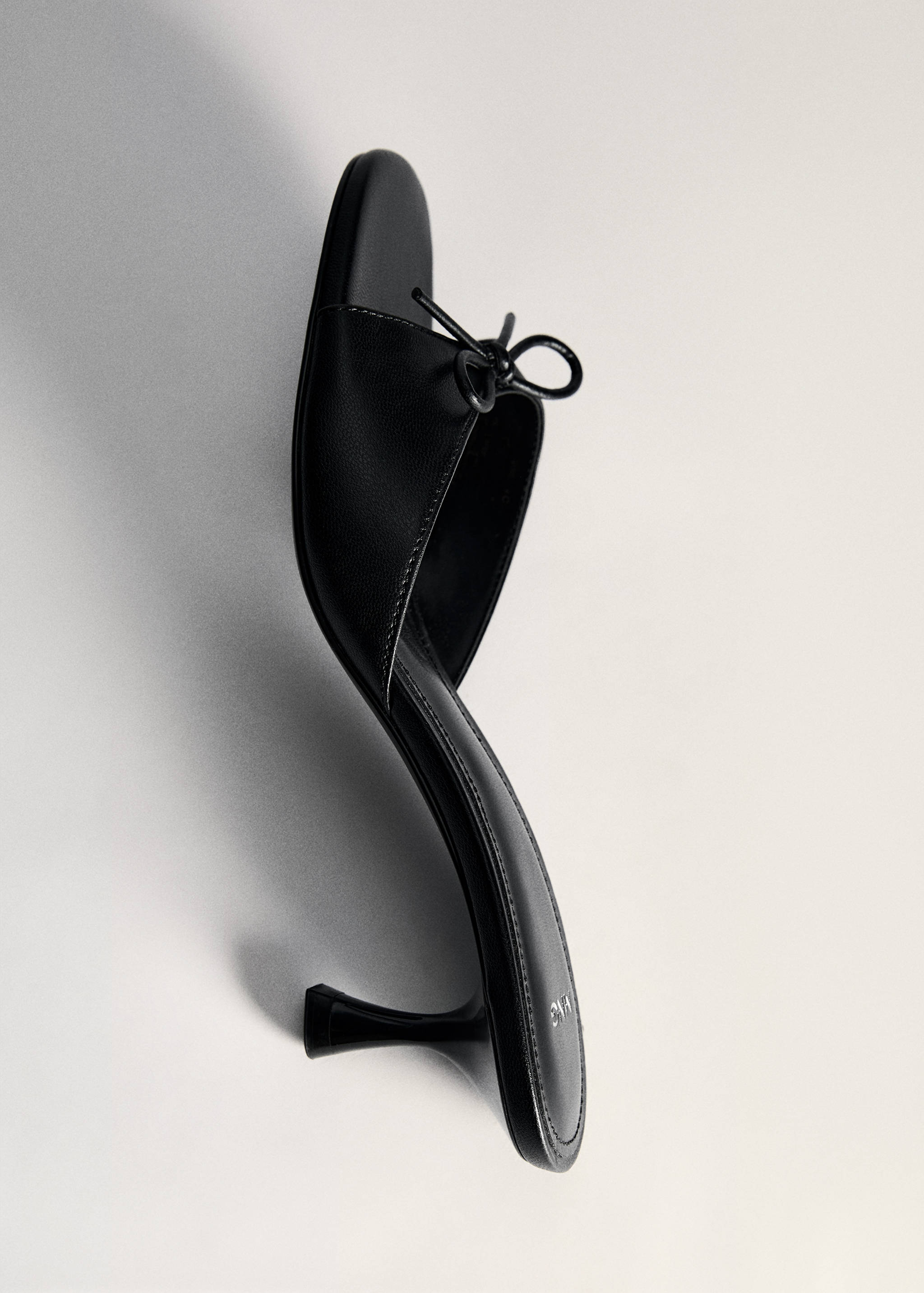 Bow heel sandals - Details of the article 5