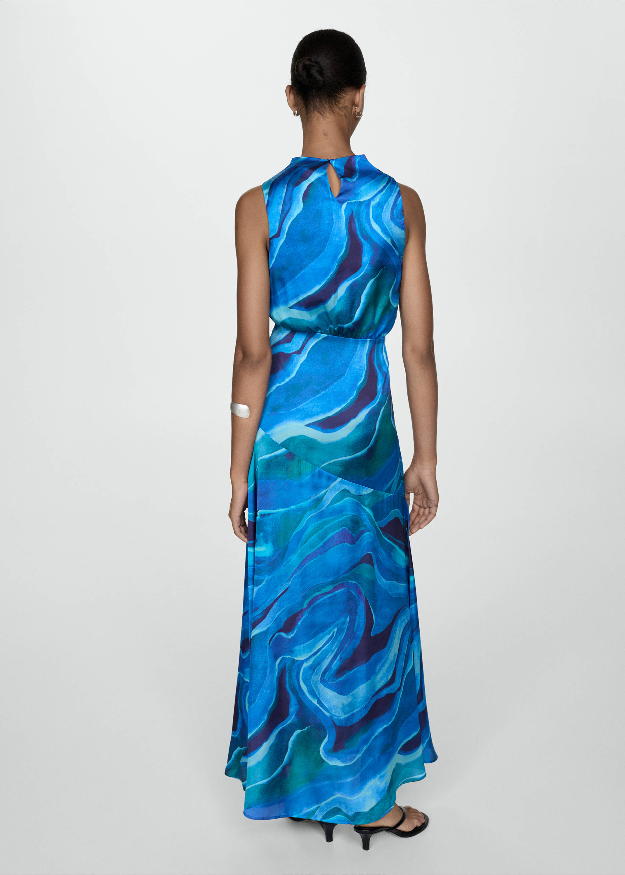 Satin printed dress with draped neck - Reverse of the article, Blue. Ref: 77044063-00.